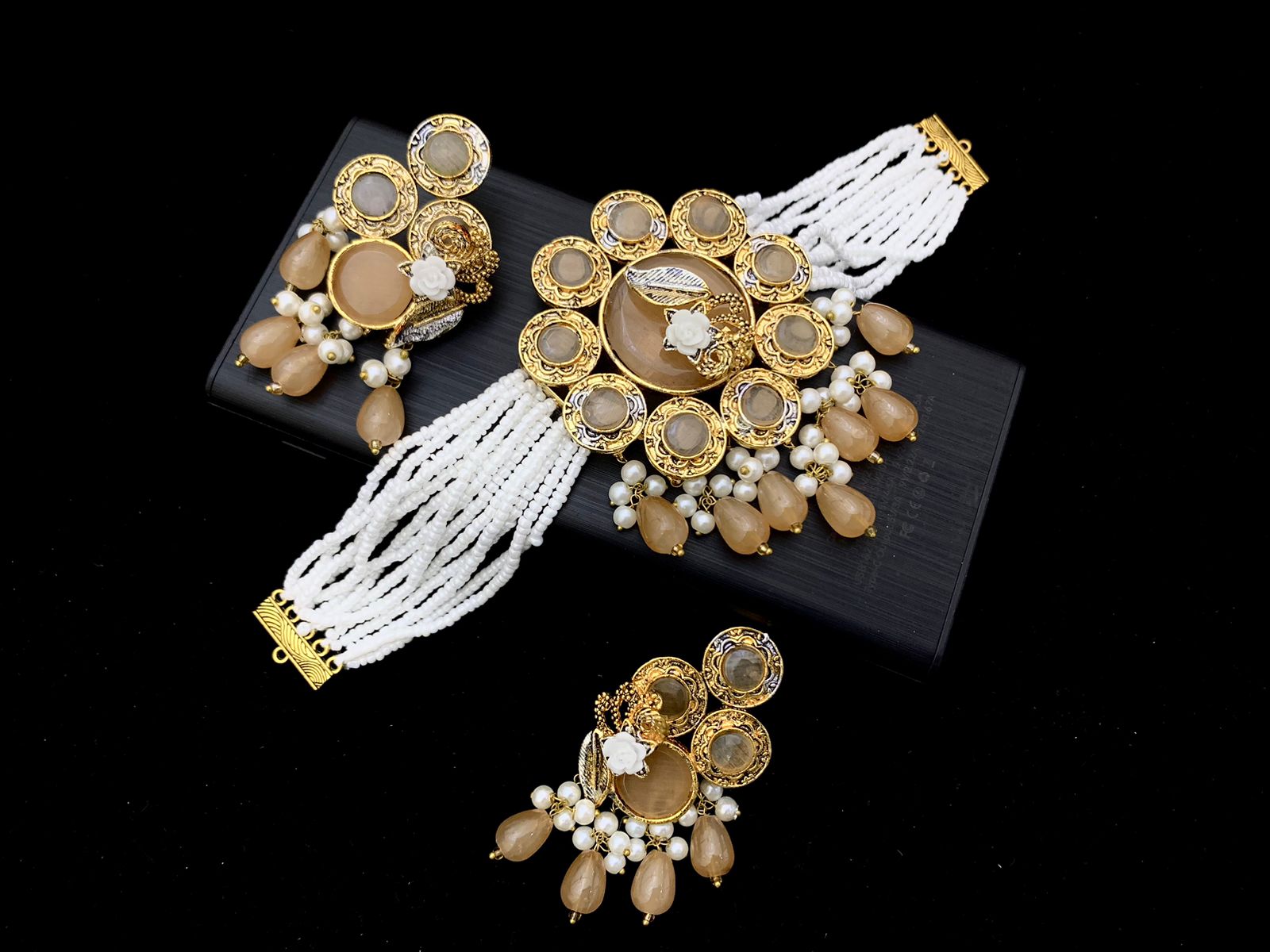 Choker Set