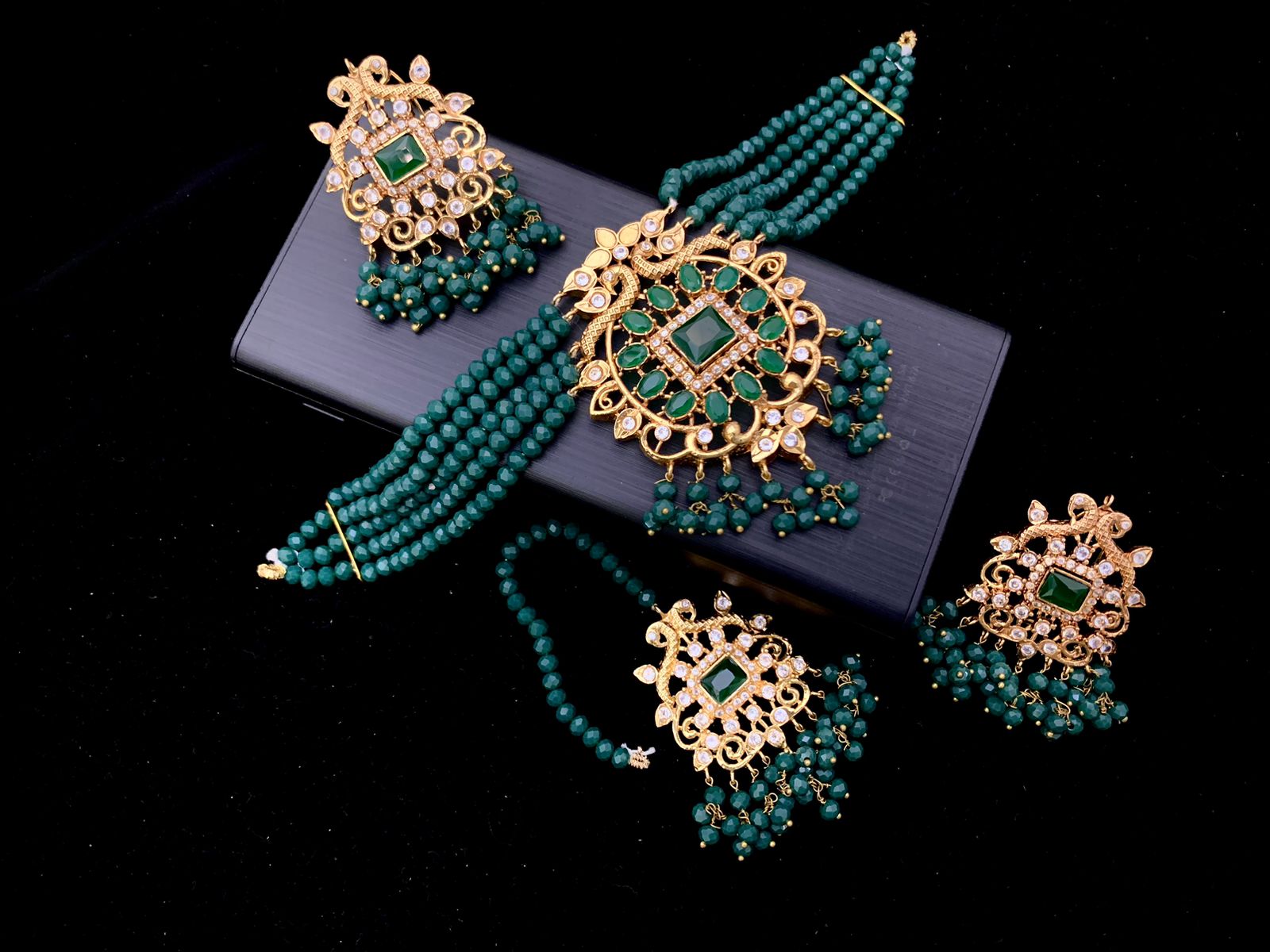 Choker Set