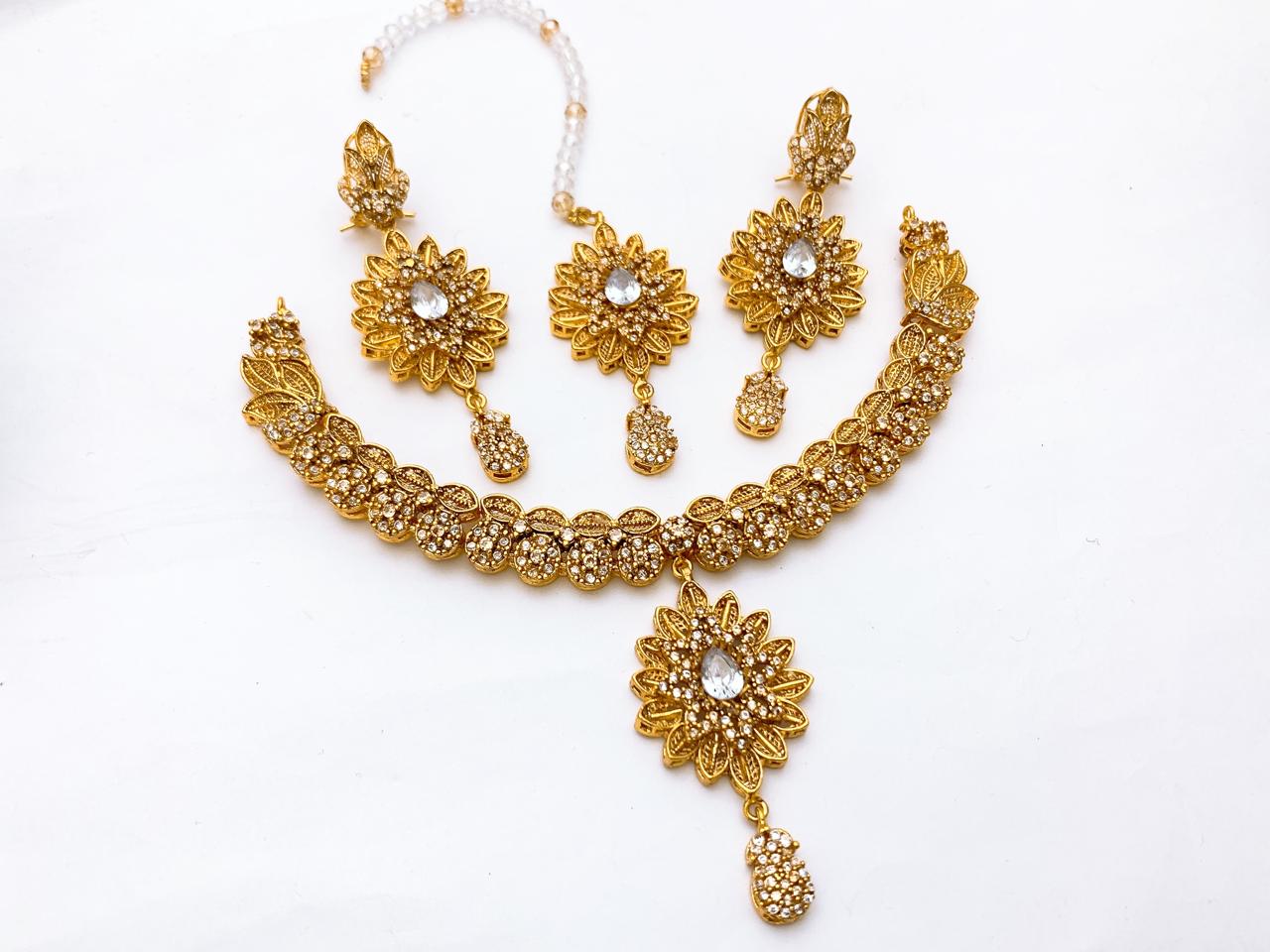 Necklace Set