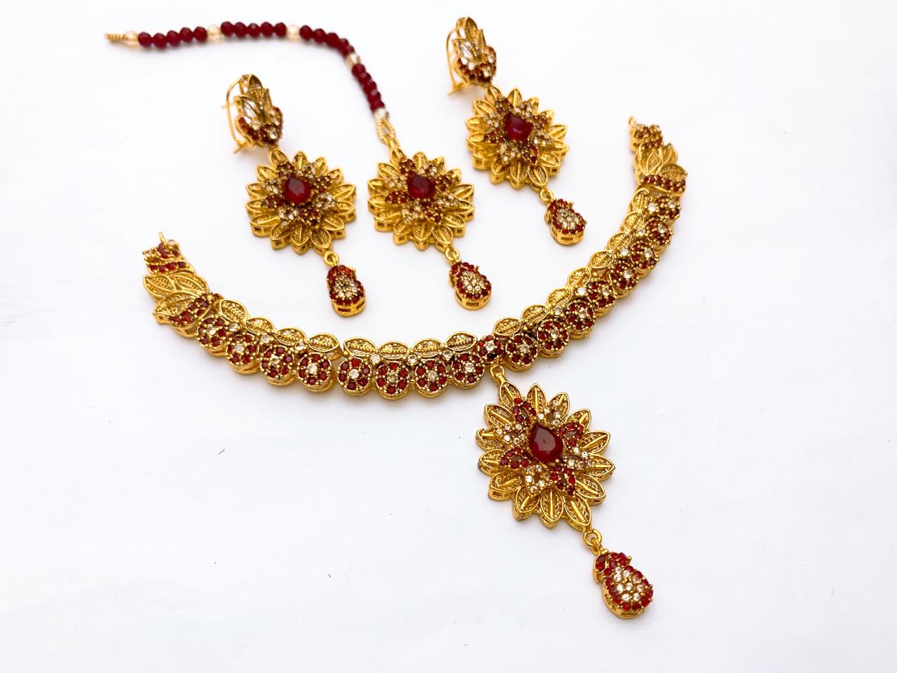 Necklace Set