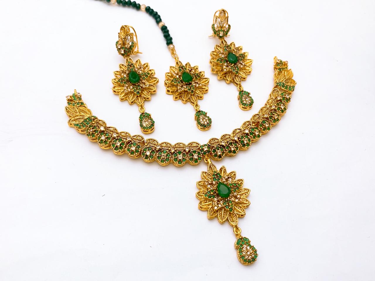 Necklace Set