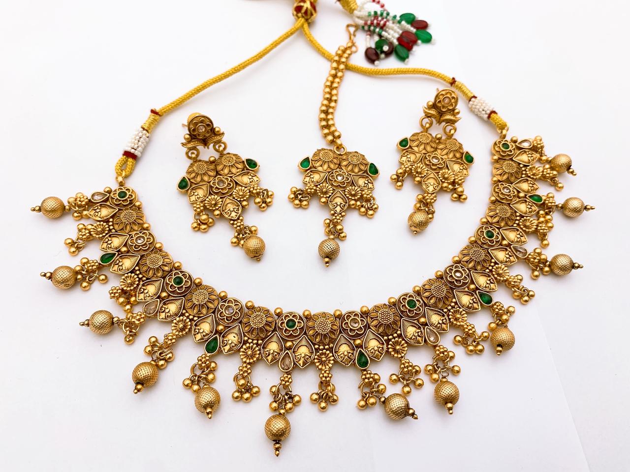 Necklece set