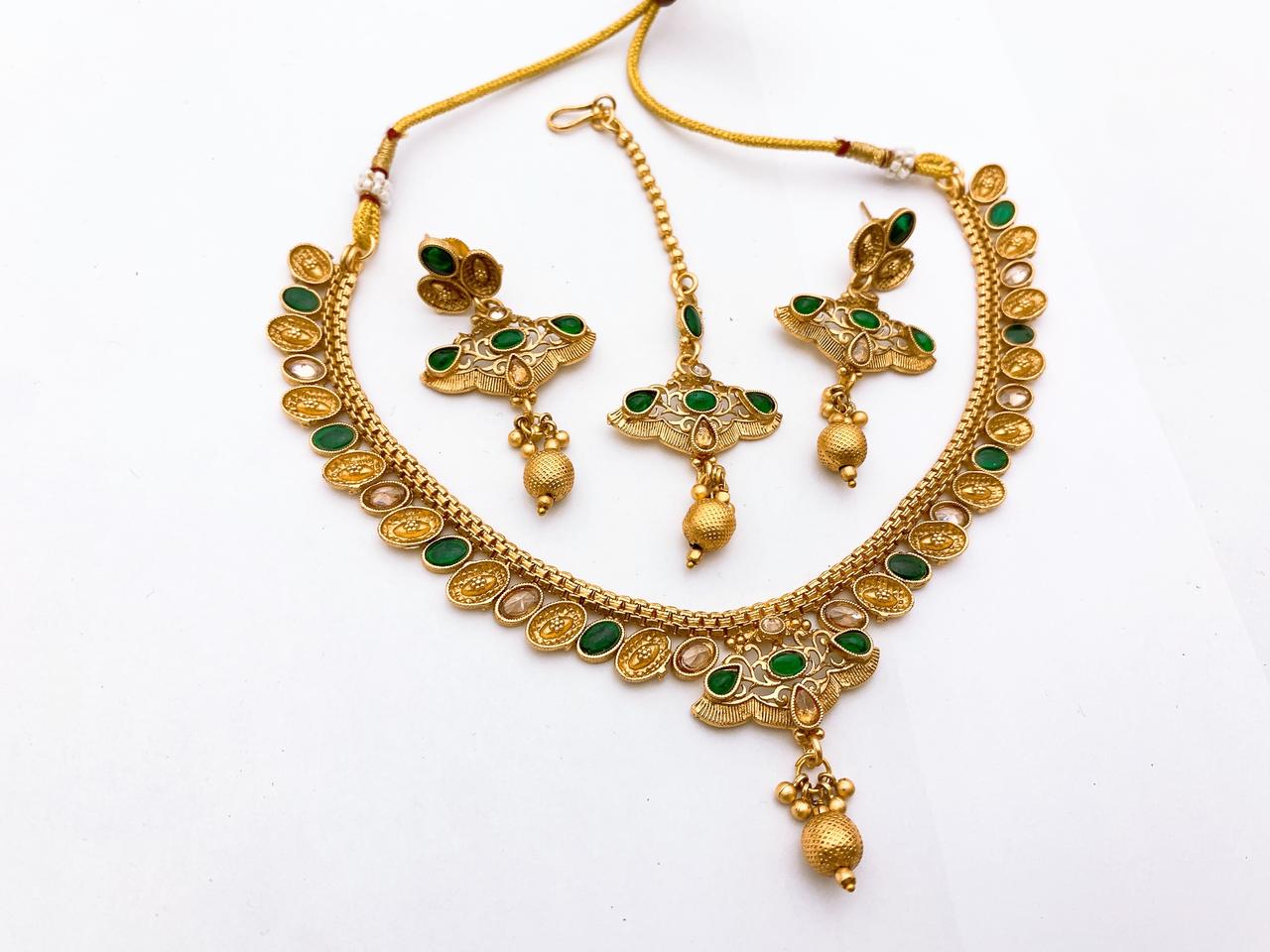 Necklace Set
