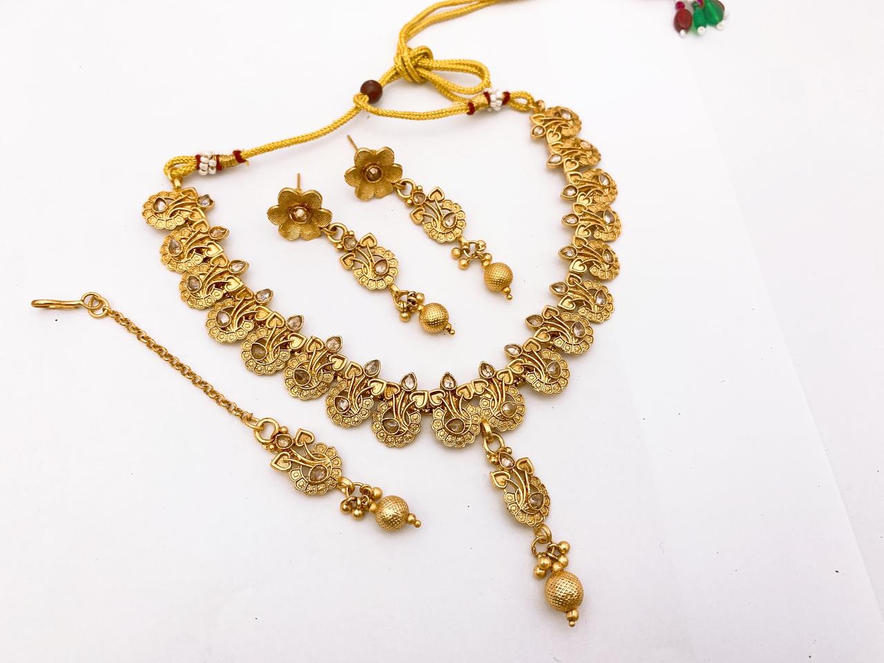 Necklace Set