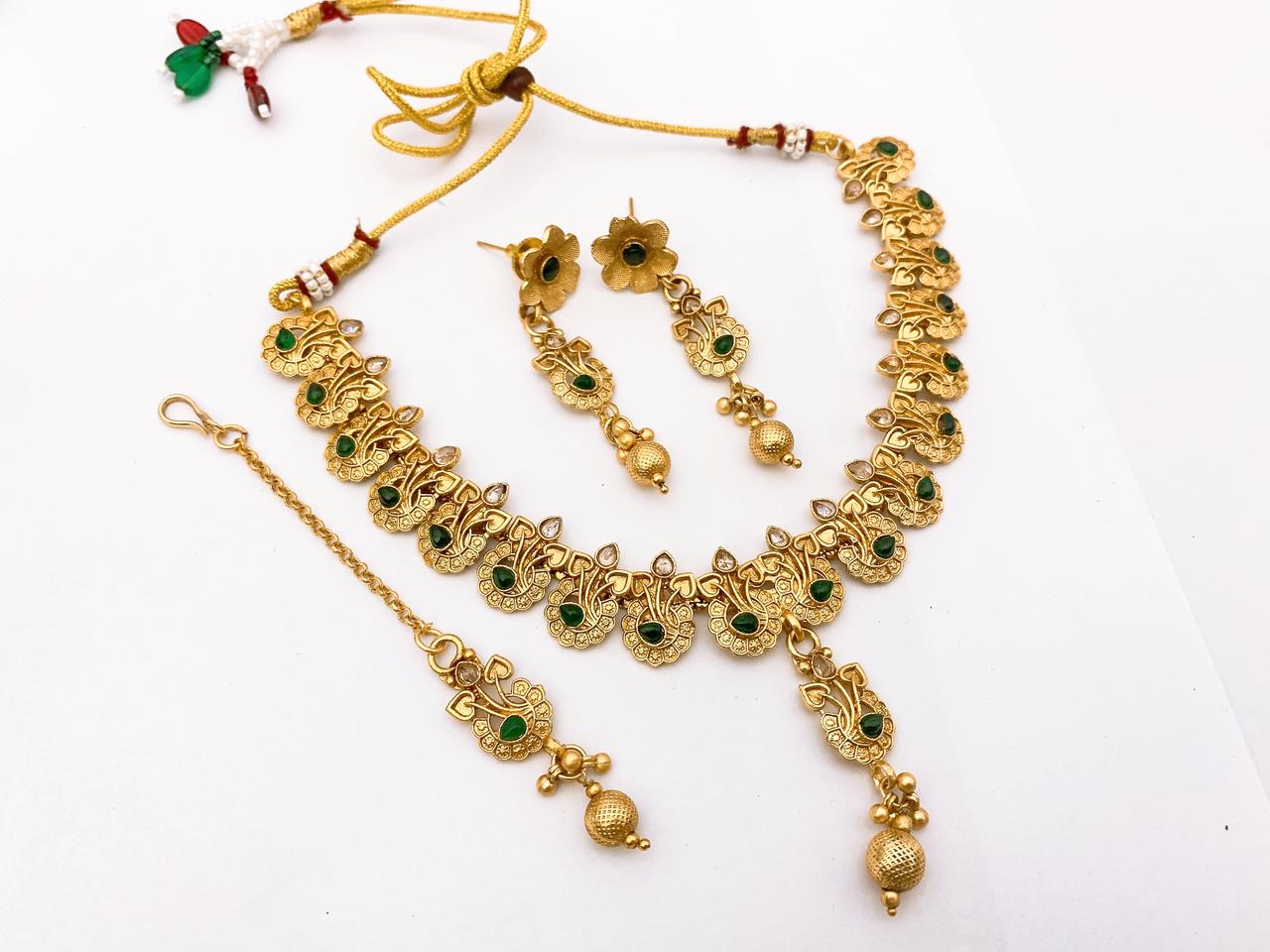 Necklace Set