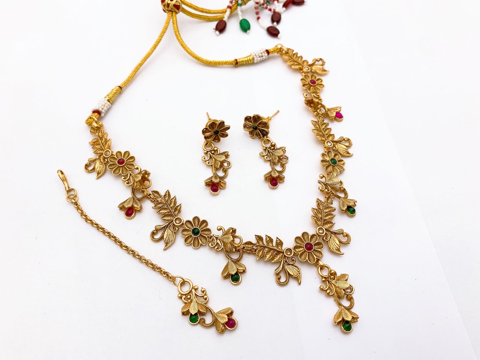 Necklace Set
