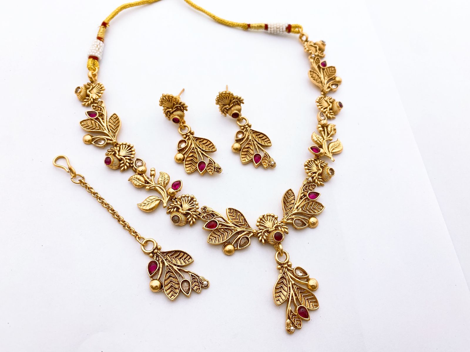 Necklace Set