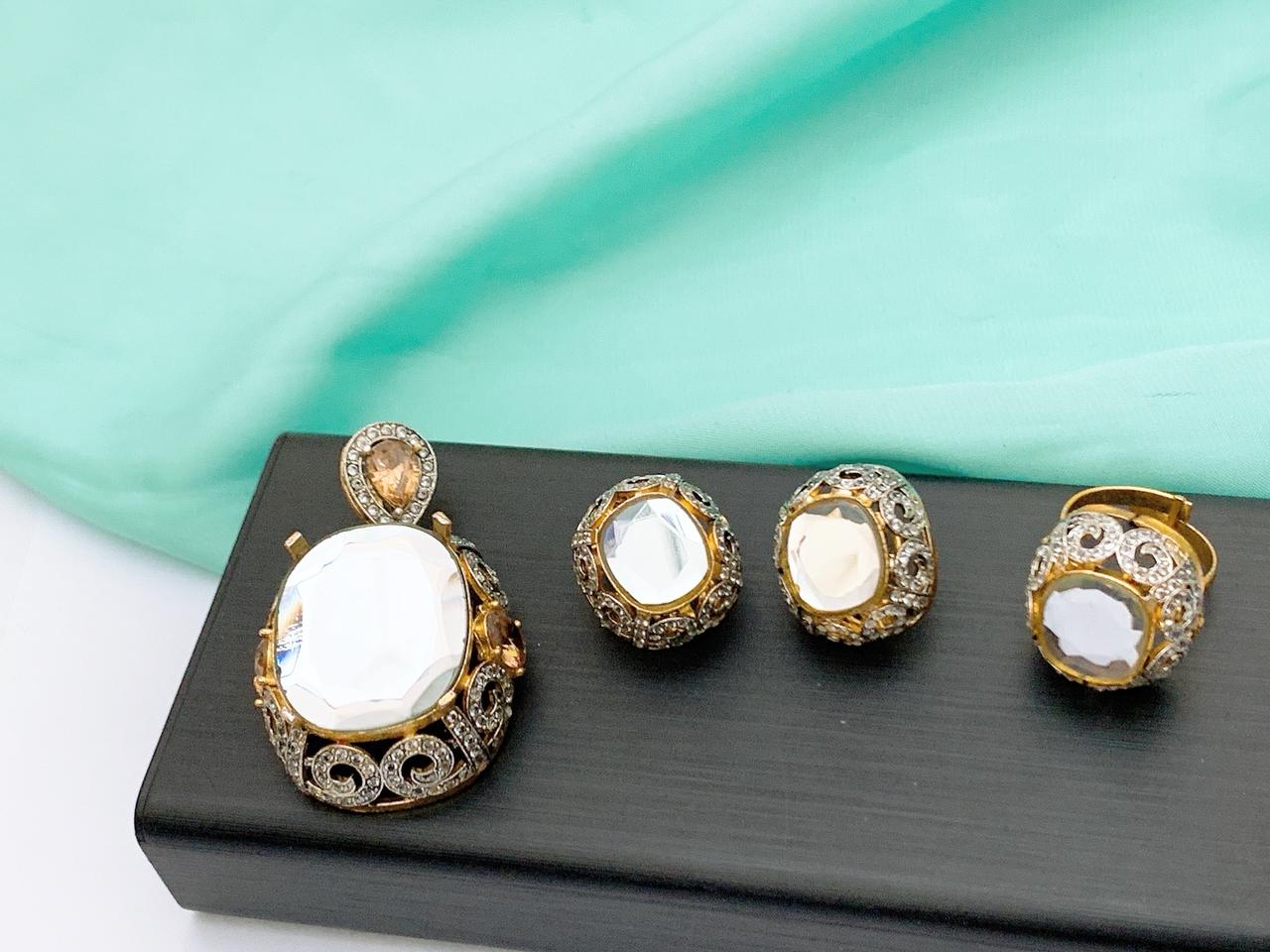 Locket Set