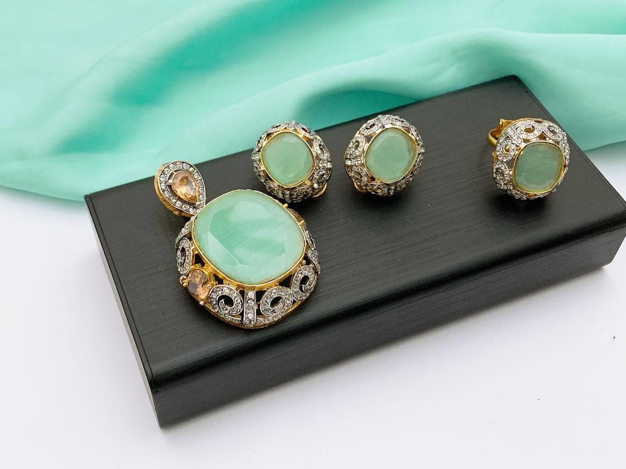 Locket Set