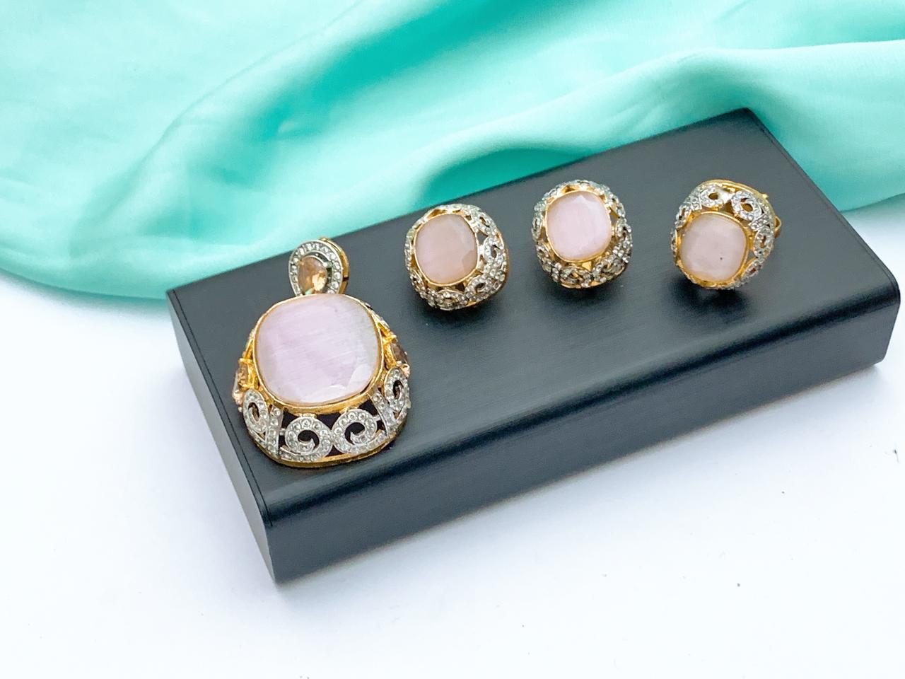 Locket Set
