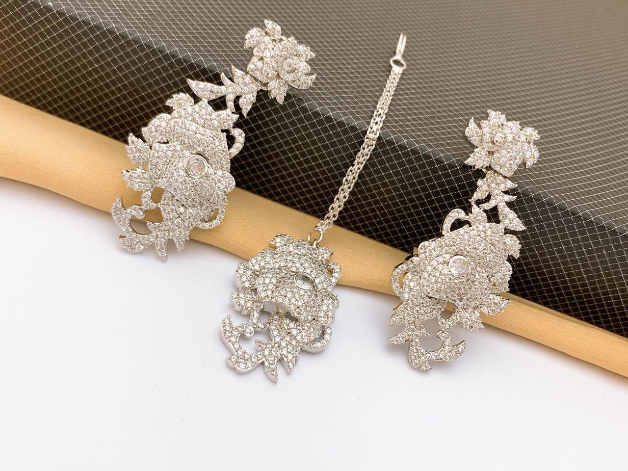 Earrings & Bindiya