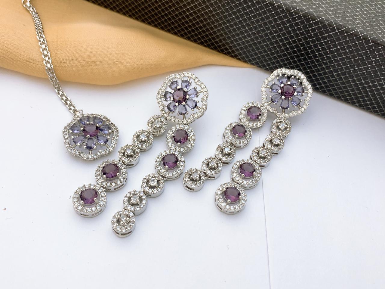 Earrings & BIndiya