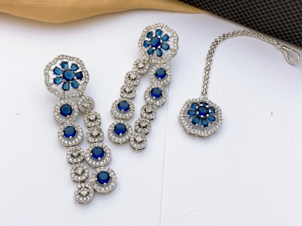 Earrings & BIndiya