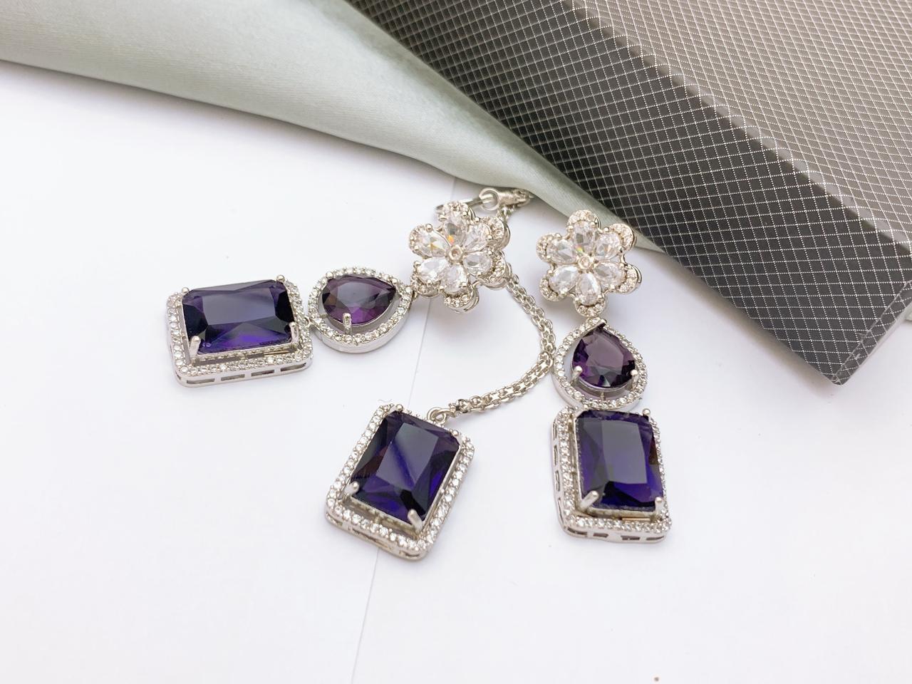 Earrings & Bindiya