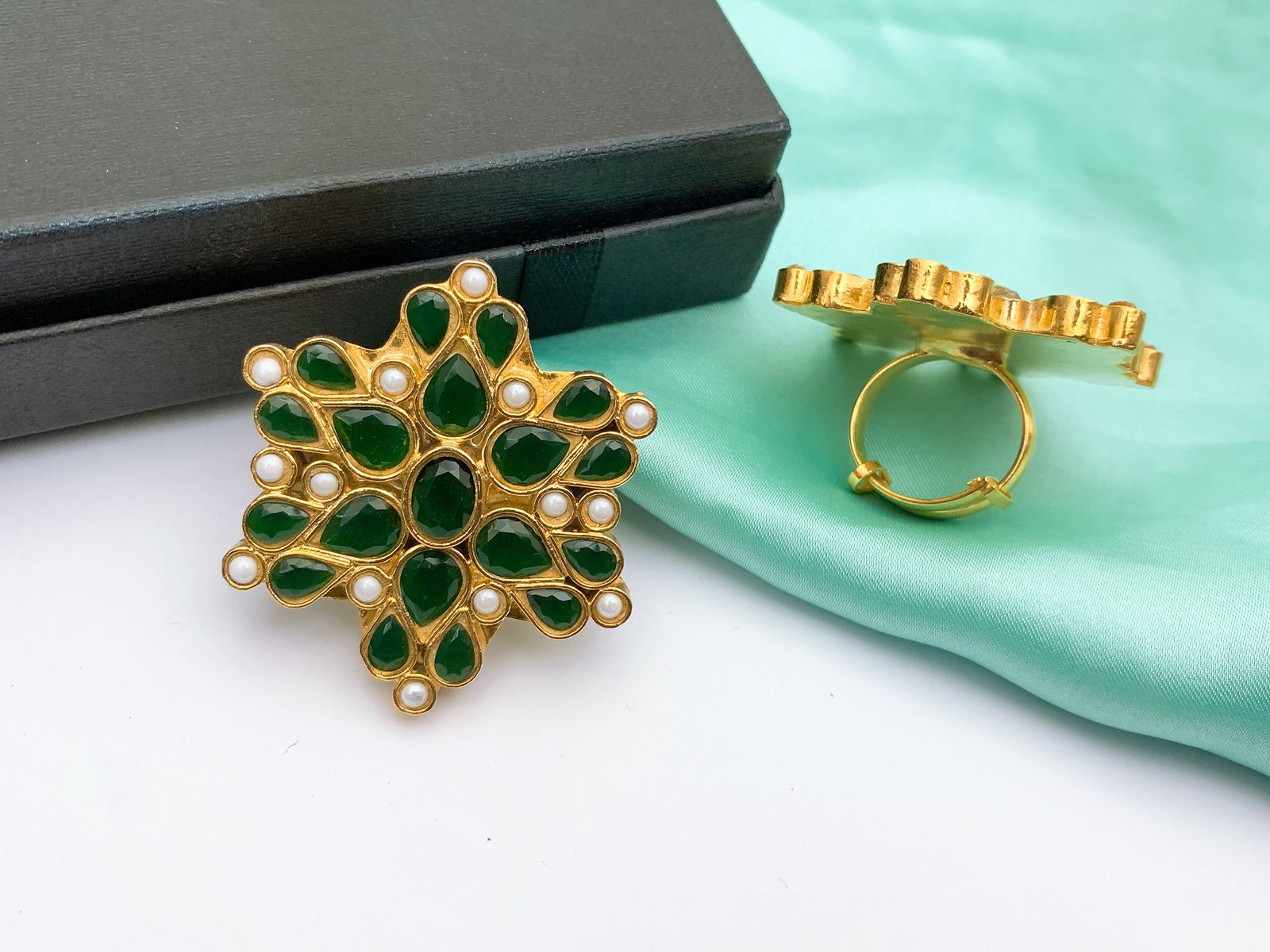 (Adjustable Ring)