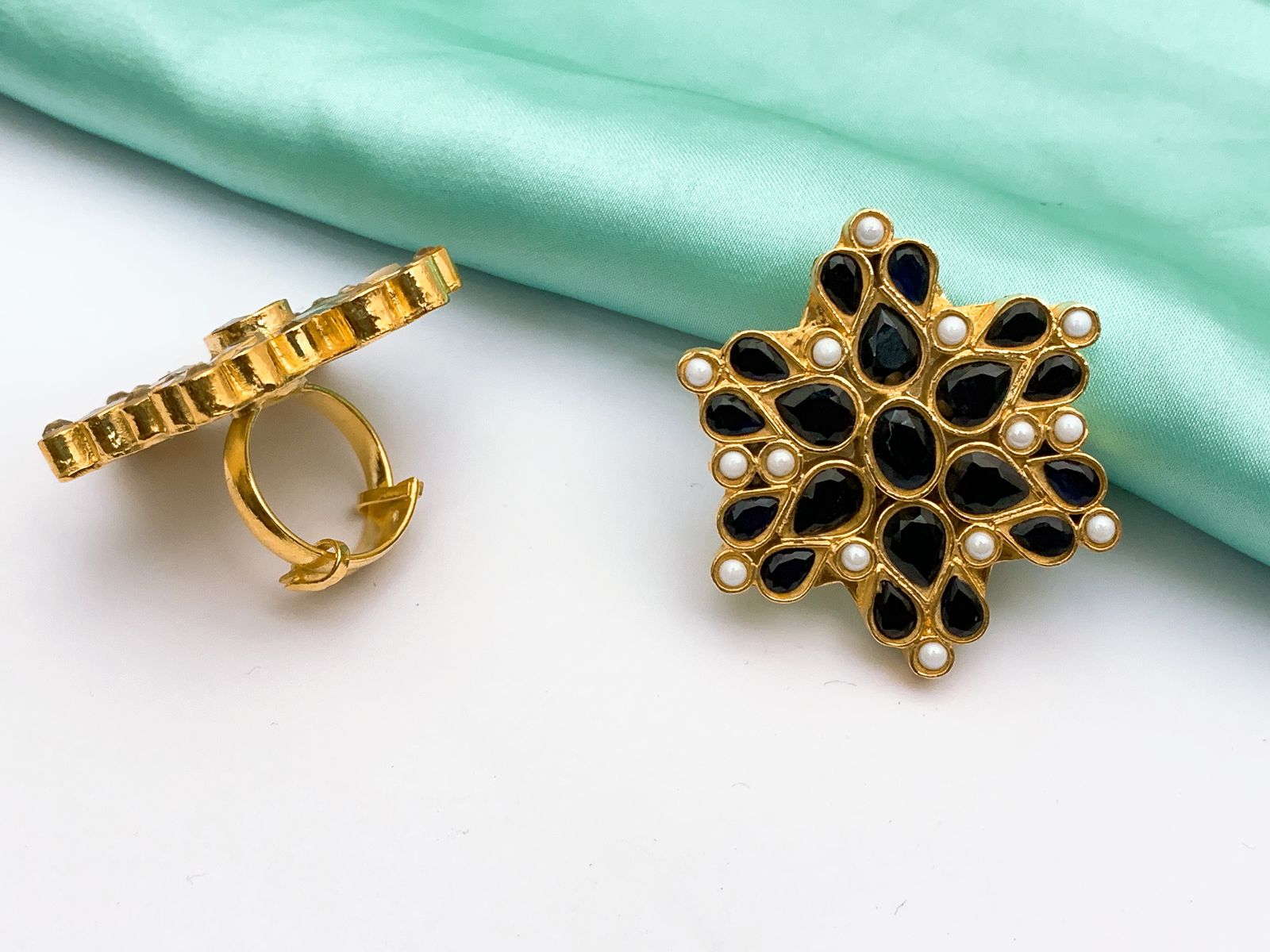 (Adjustable Ring)