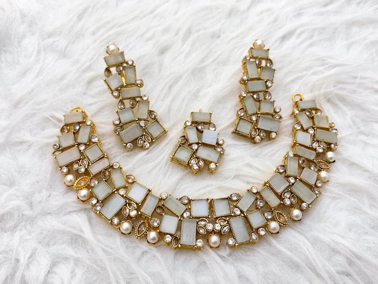 Necklace Set