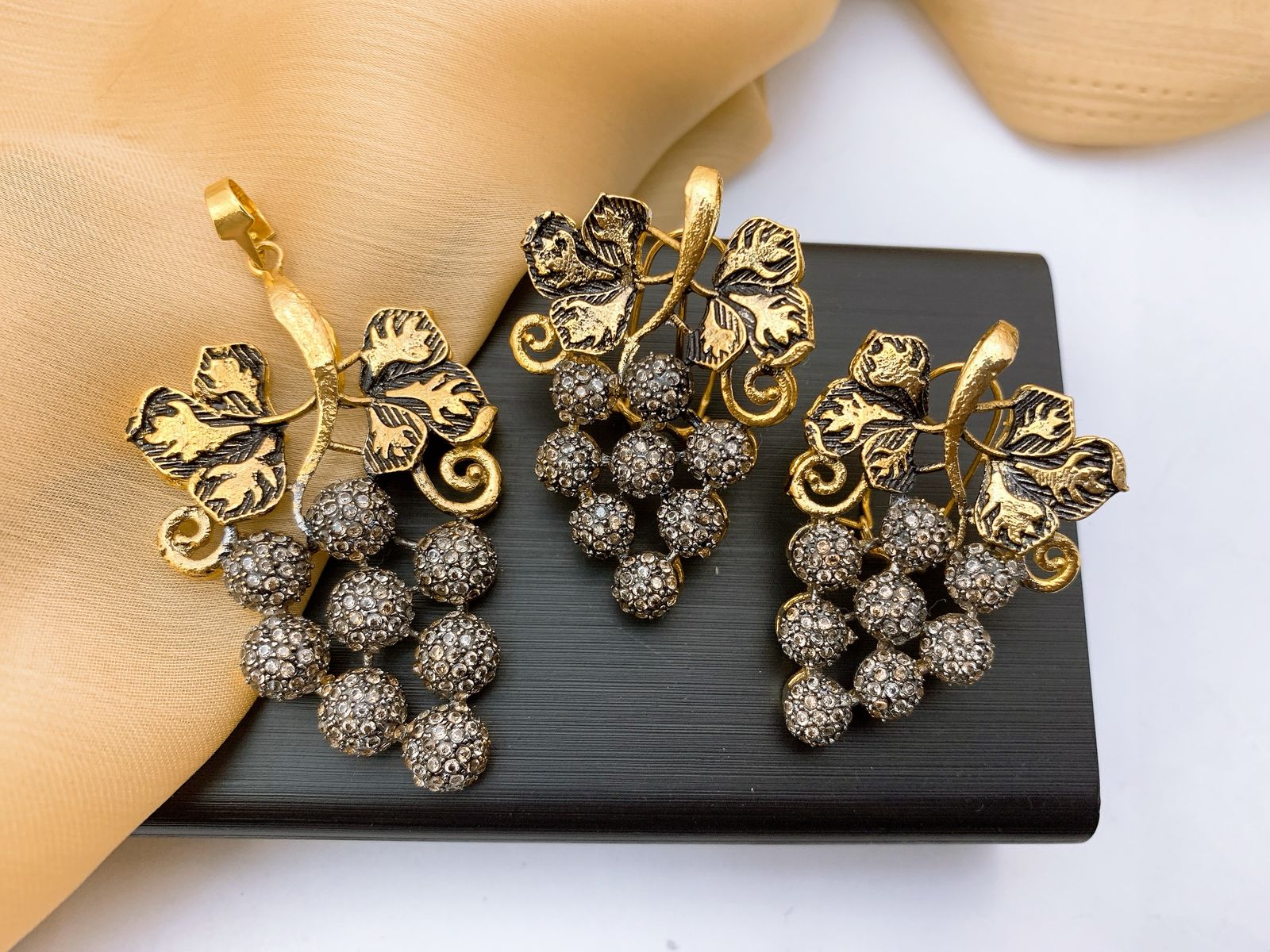 Locket set