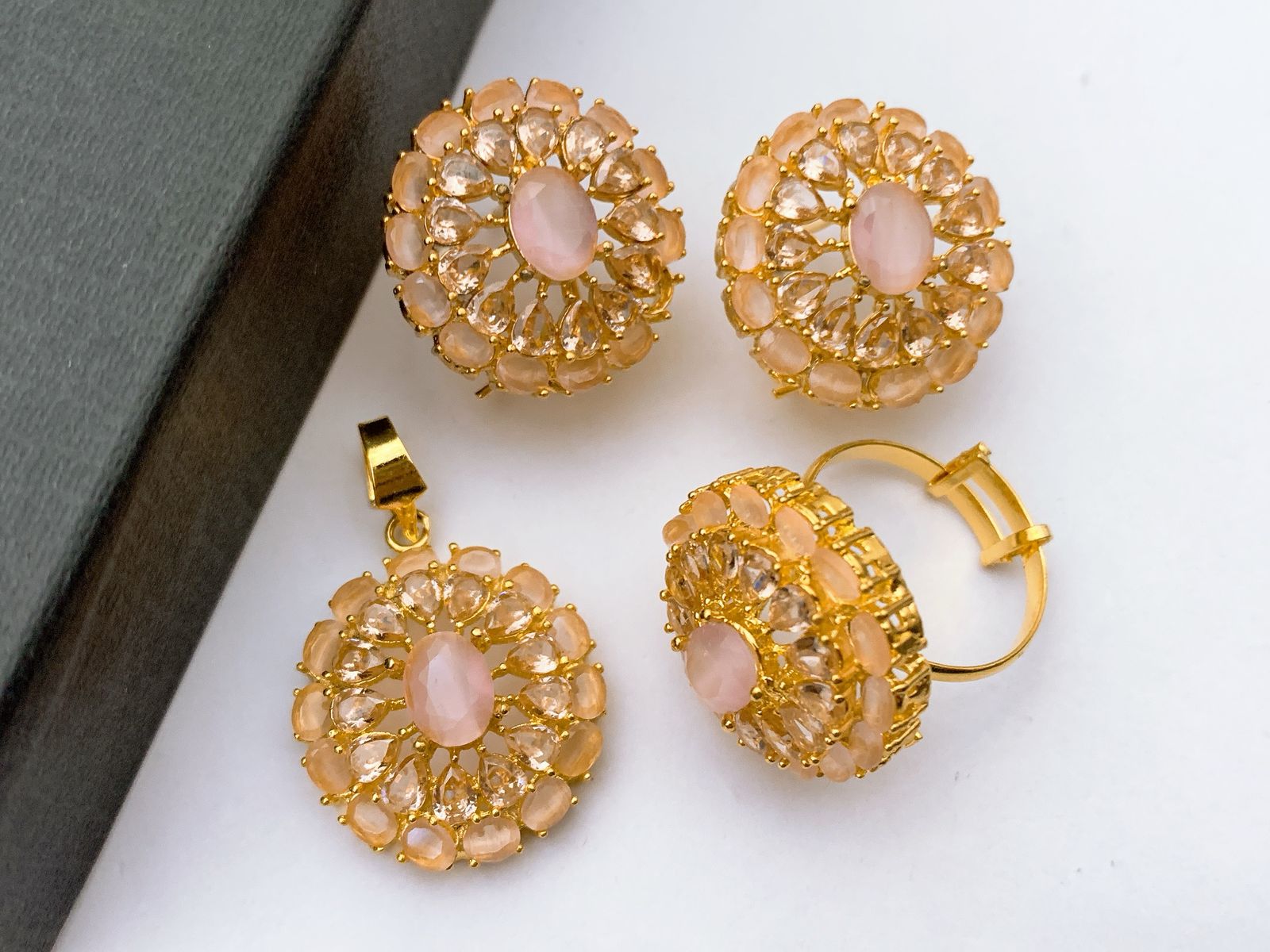 Lockets