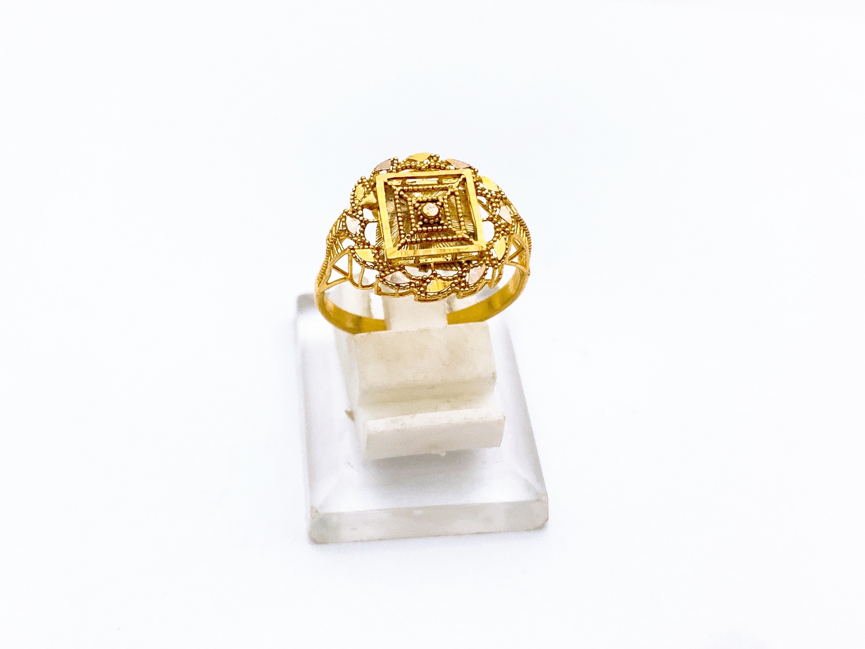 Ring