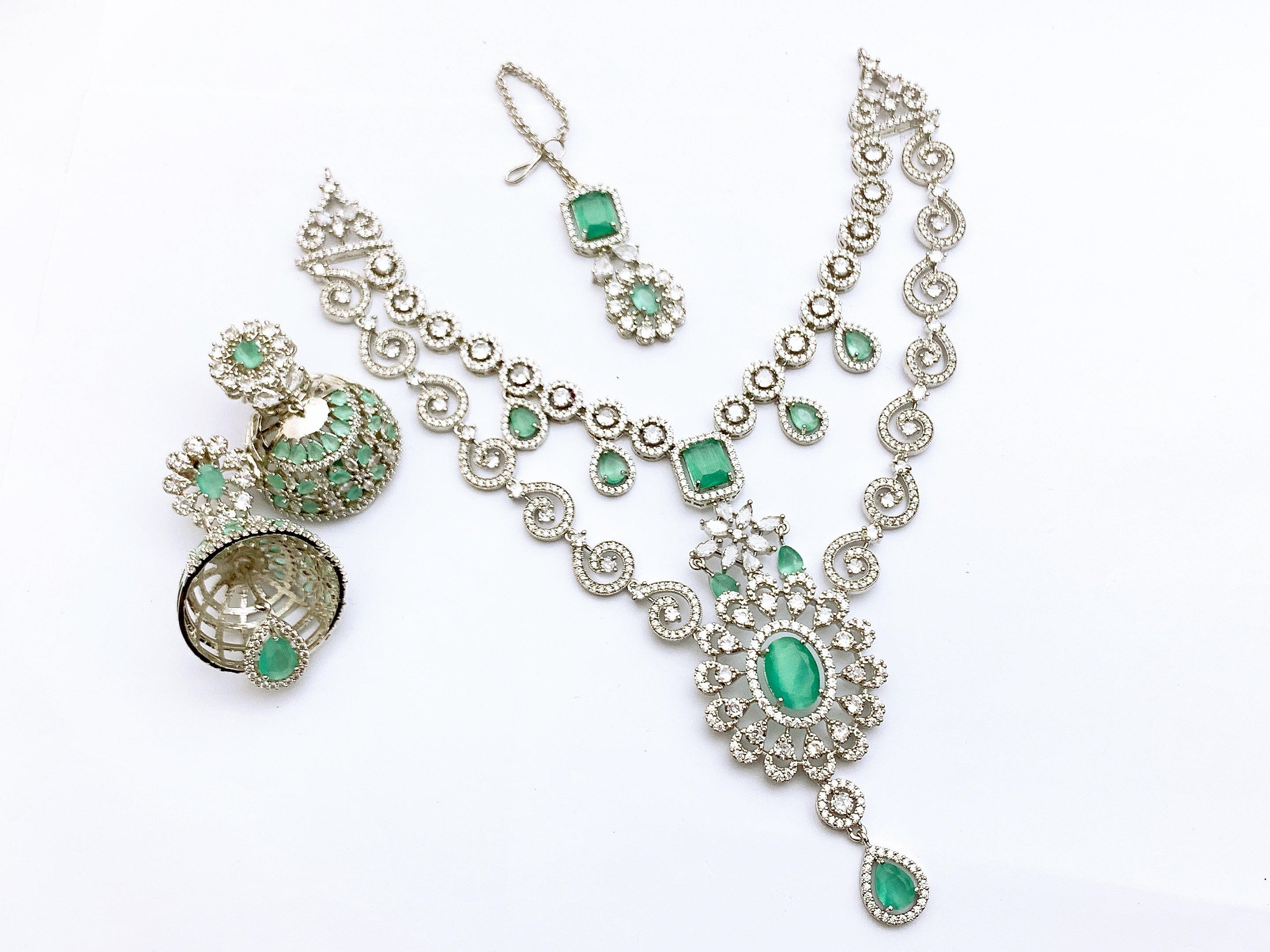 Necklace set