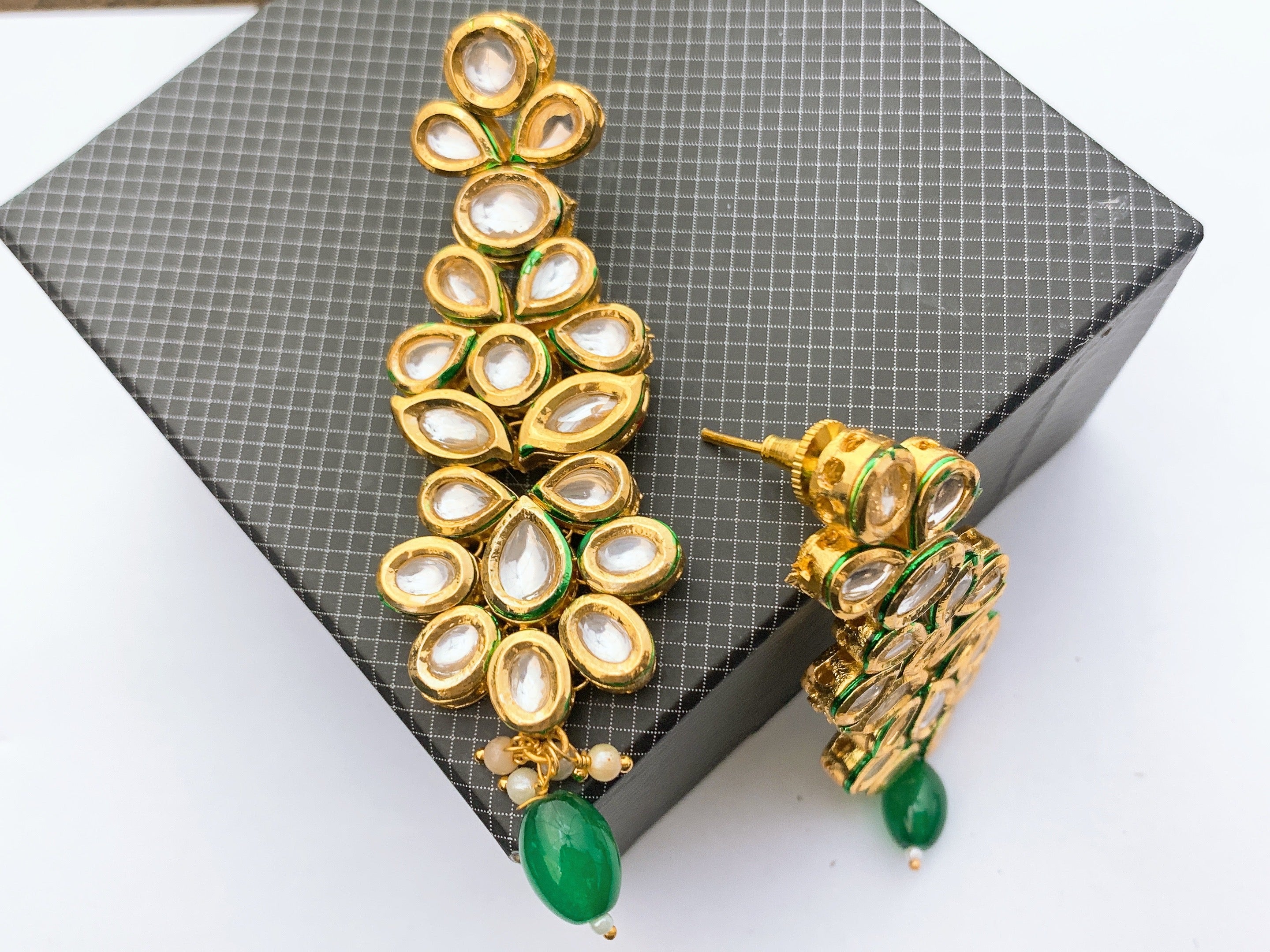 Kundan earrings