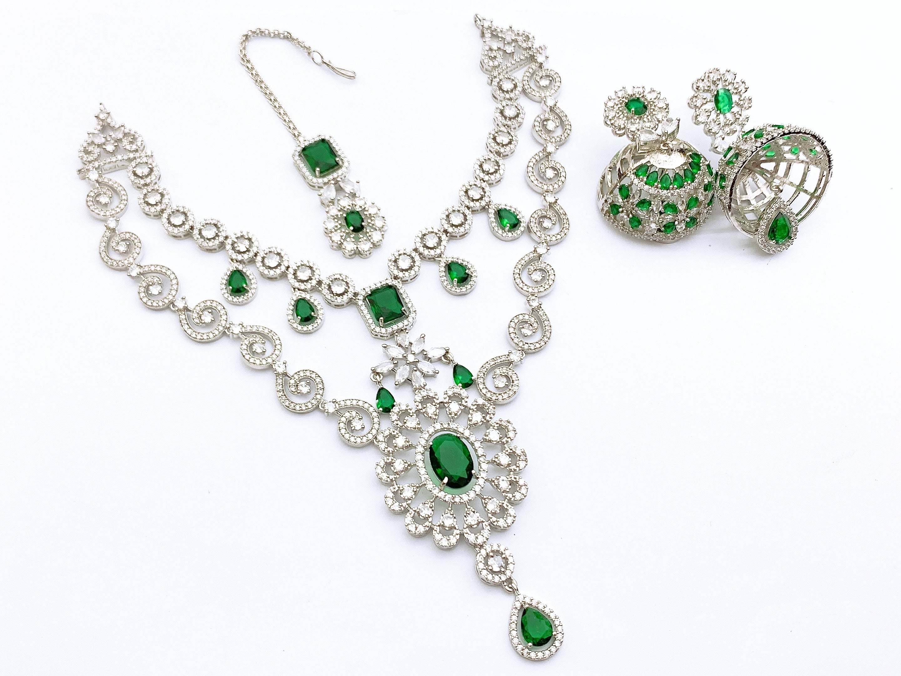 Necklace set