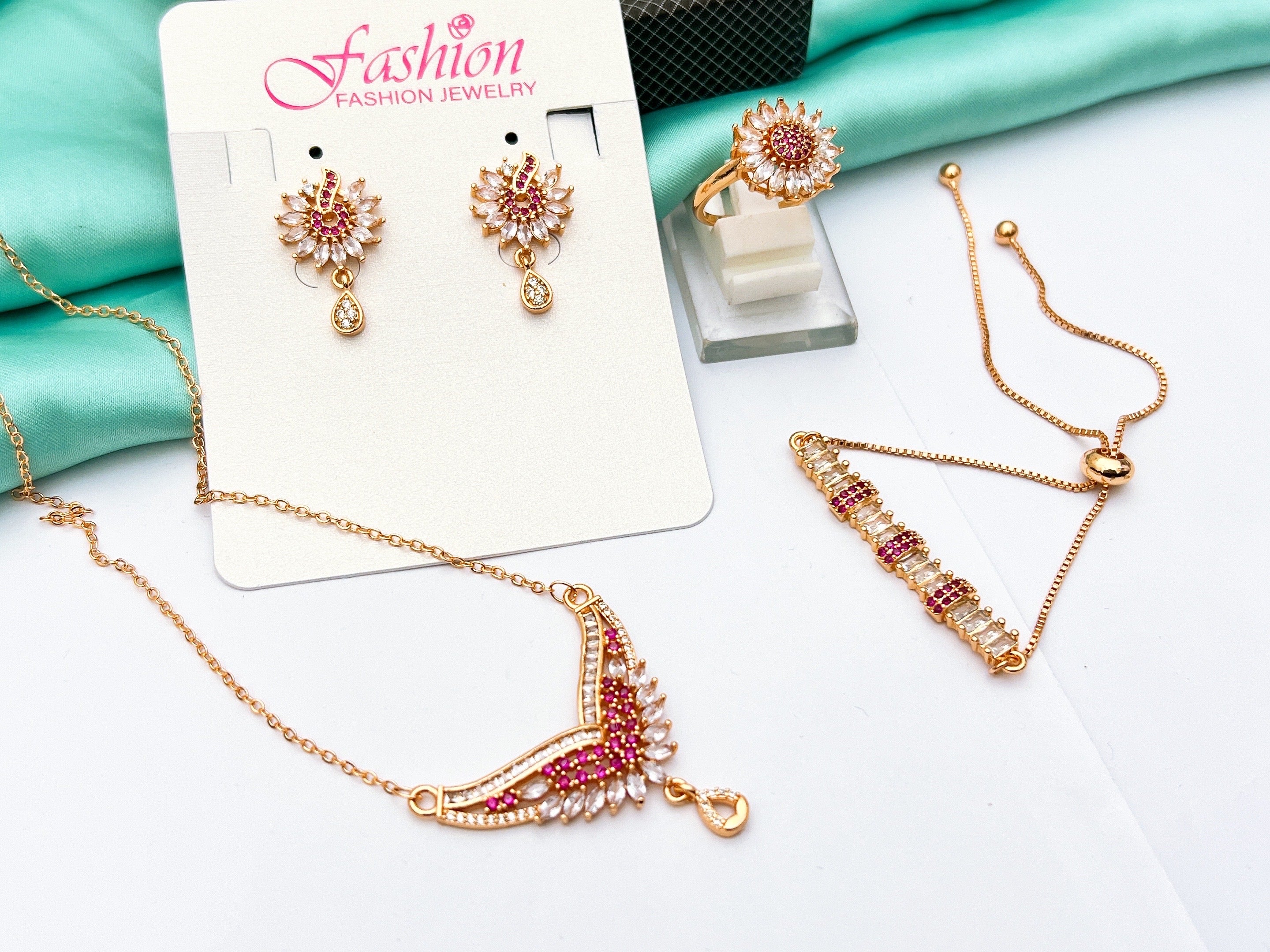 Locket set with Ring