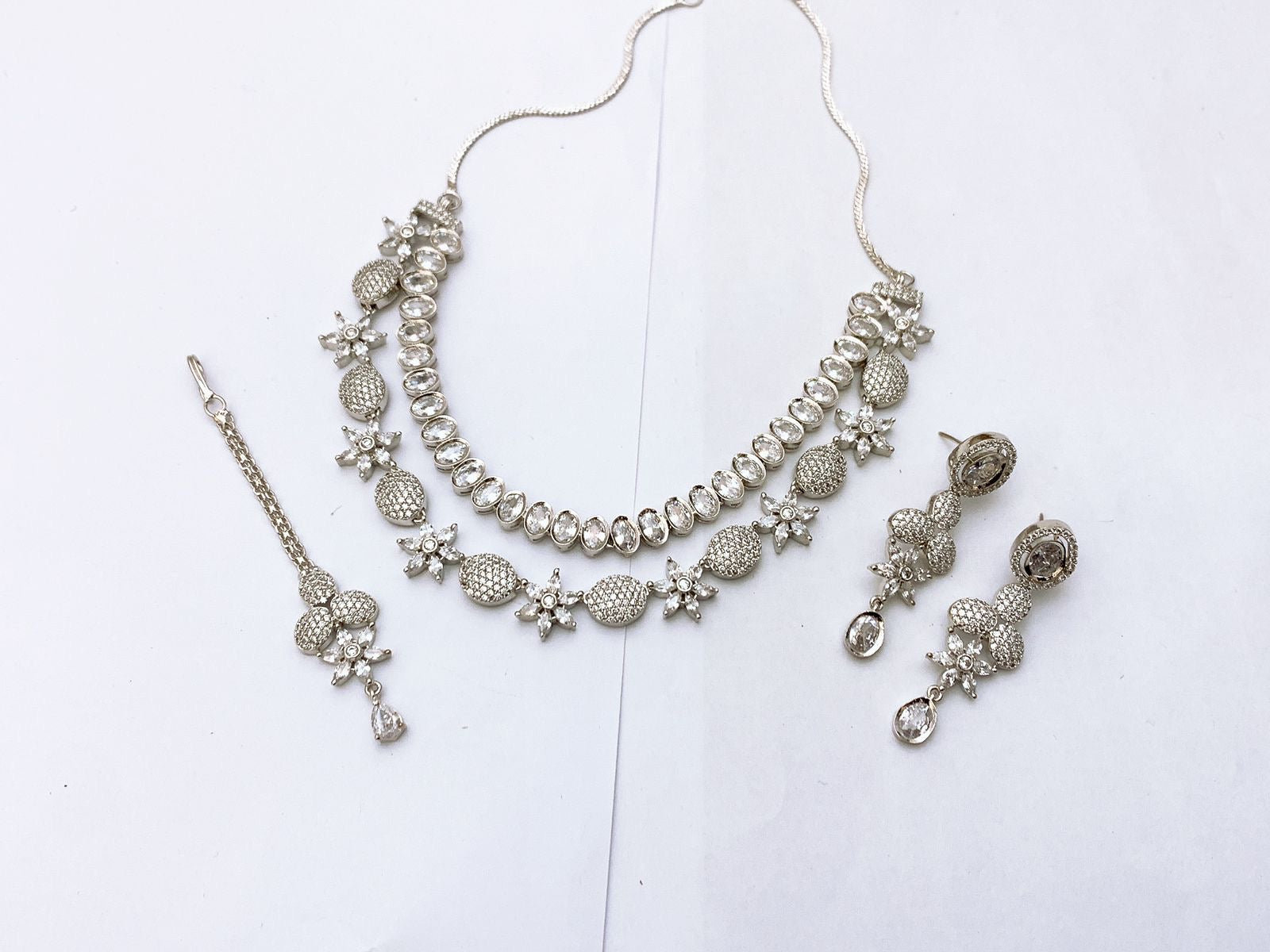Necklace set