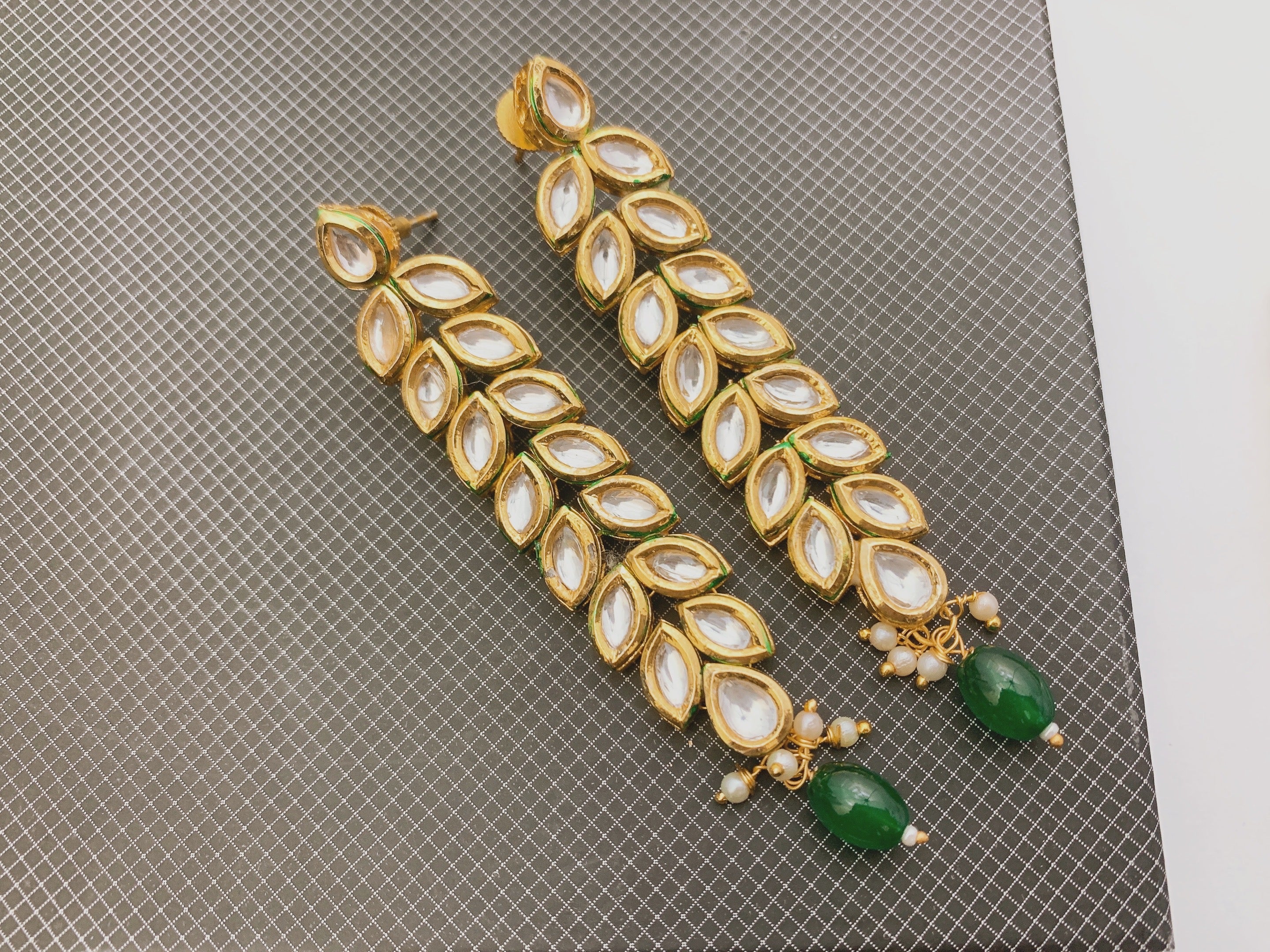 Kundan earrings