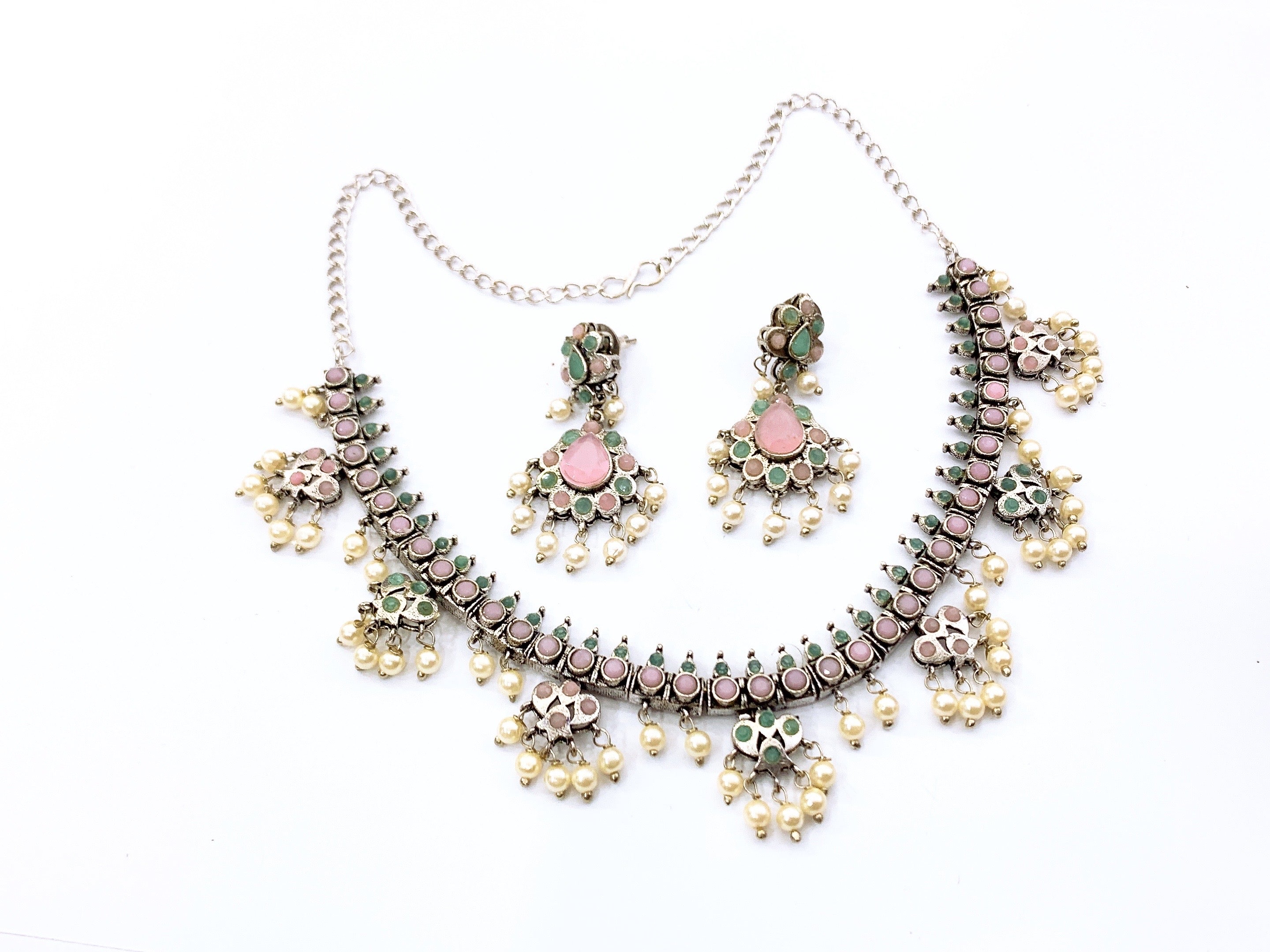 Necklace set