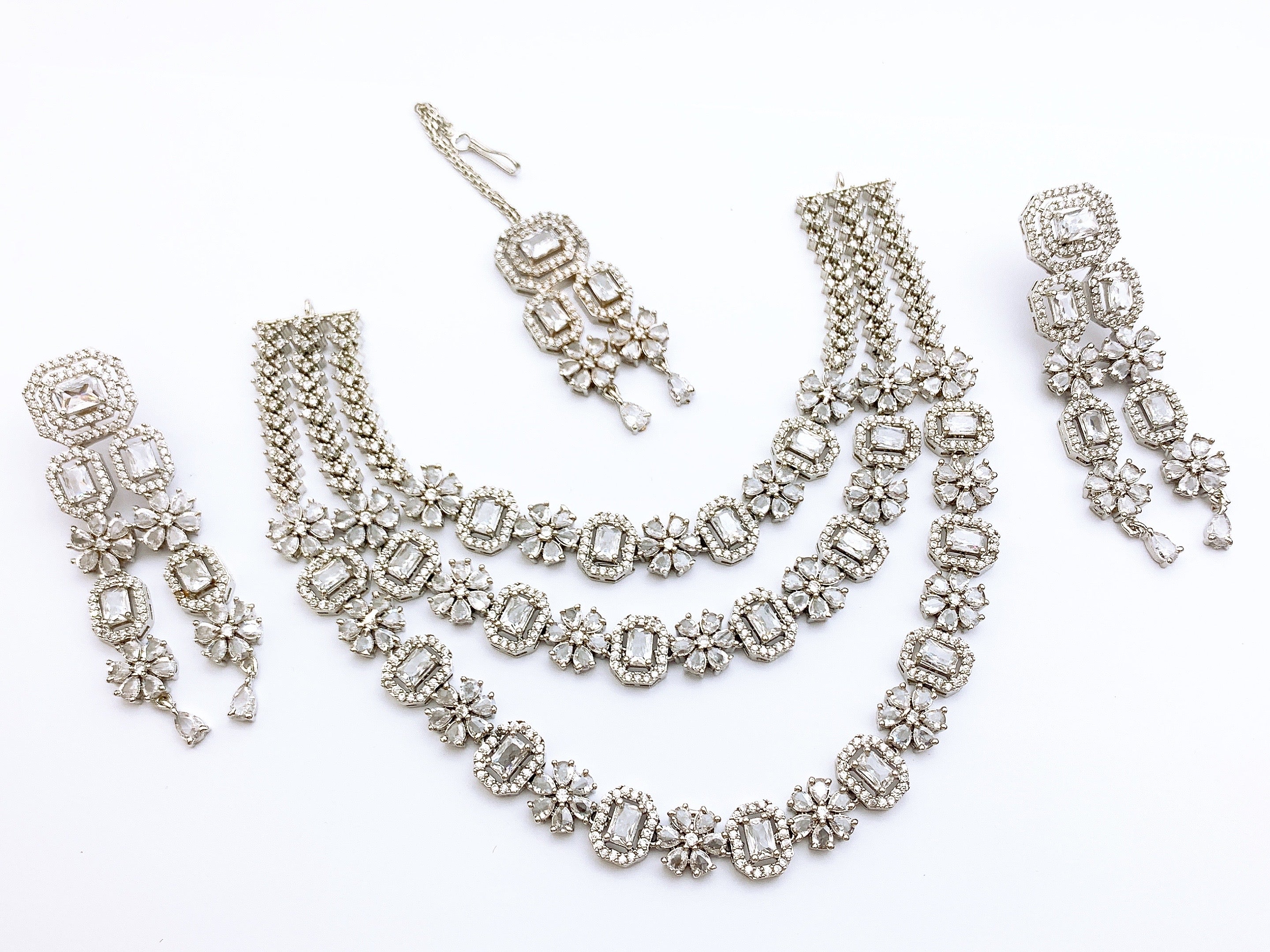 Necklace set