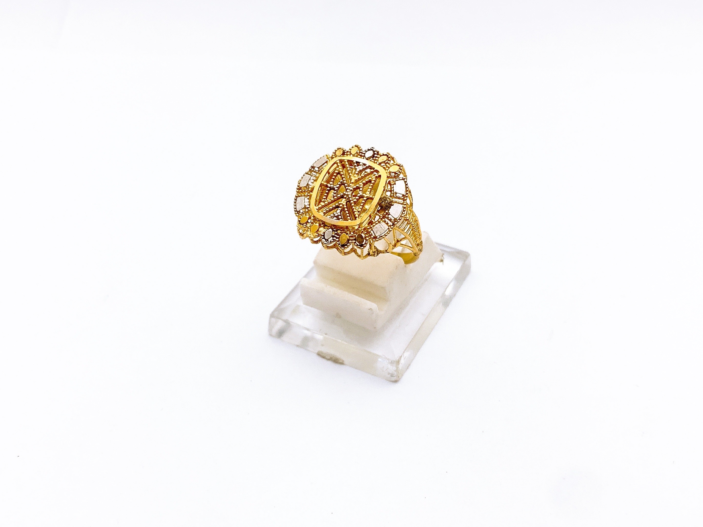 Ring