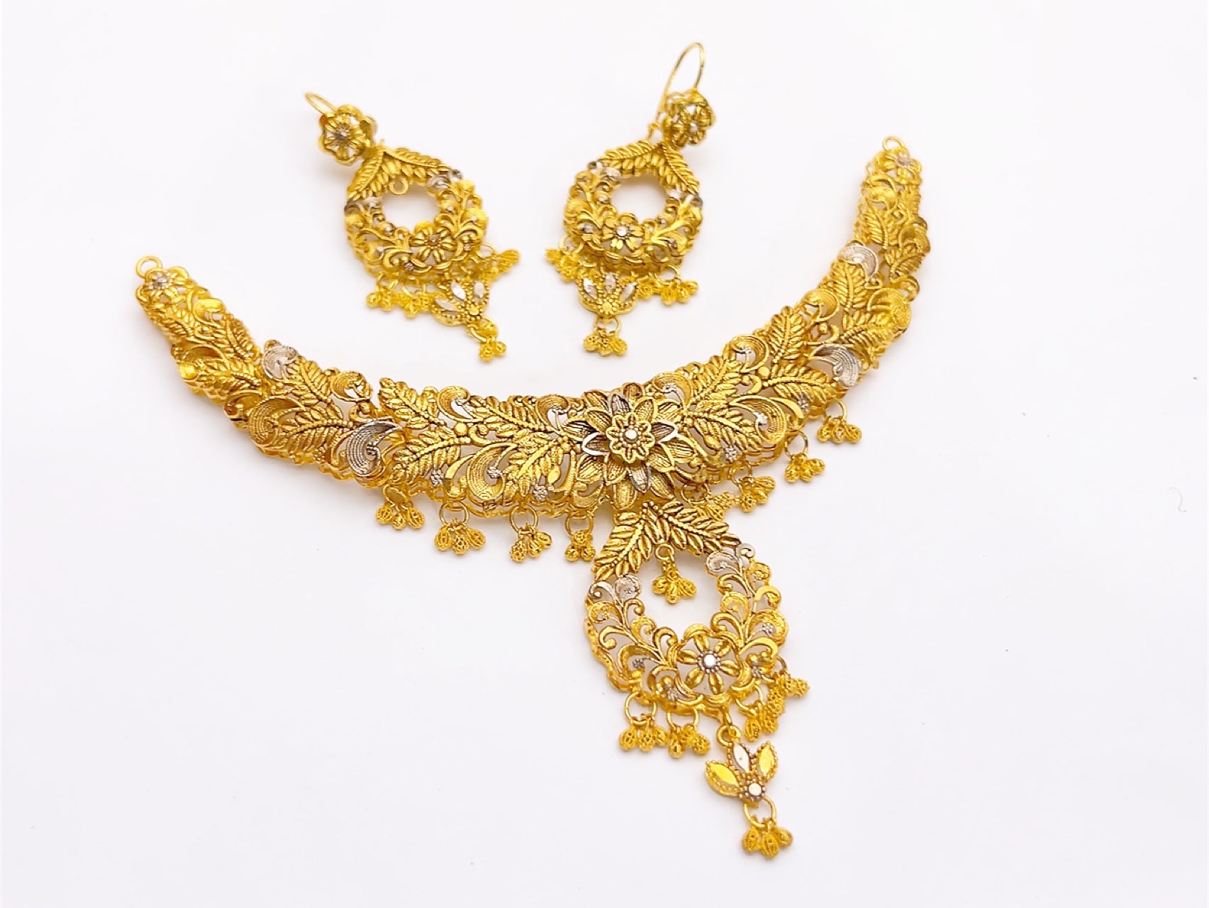 R.P Necklace Set