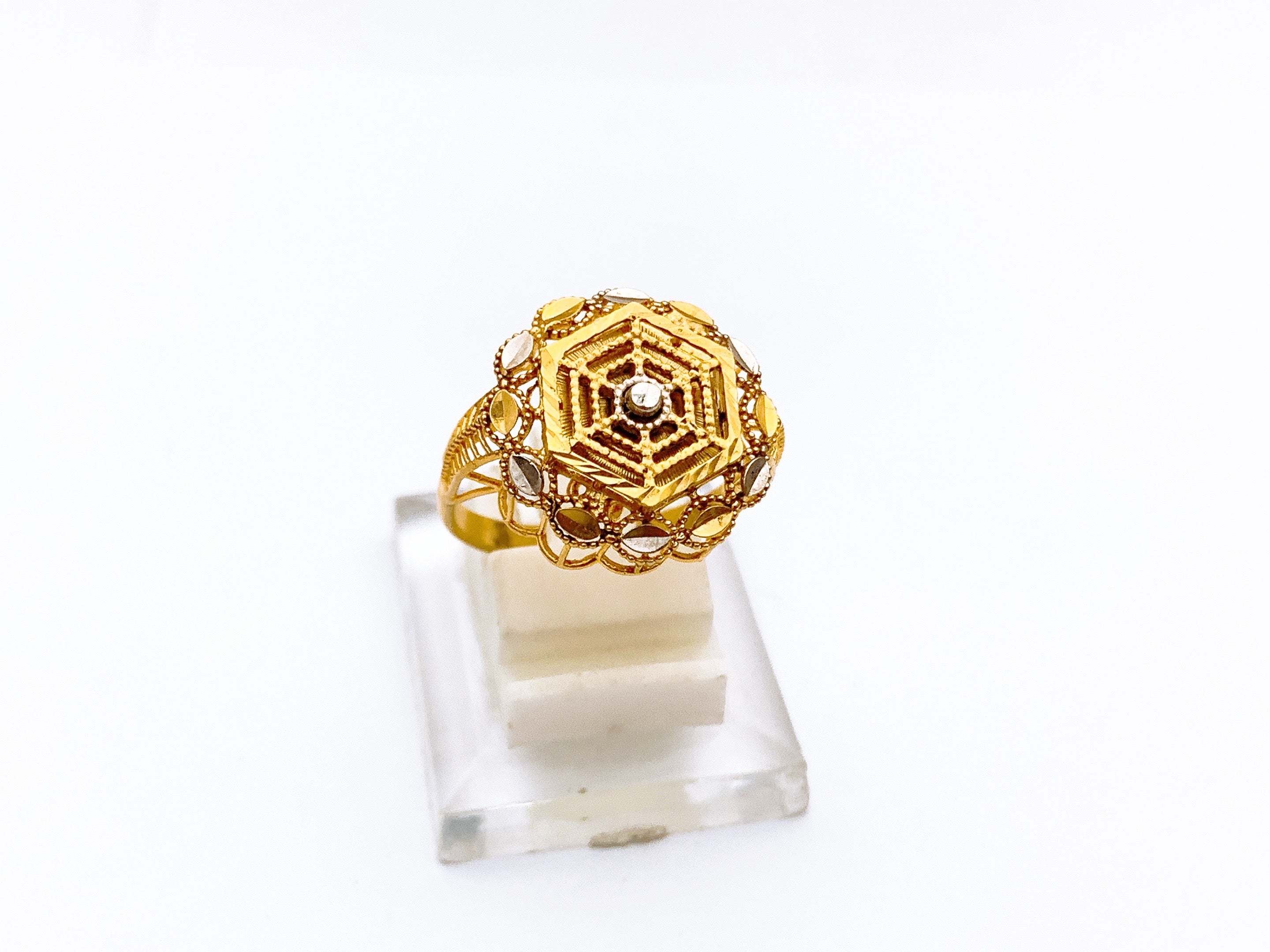 Ring