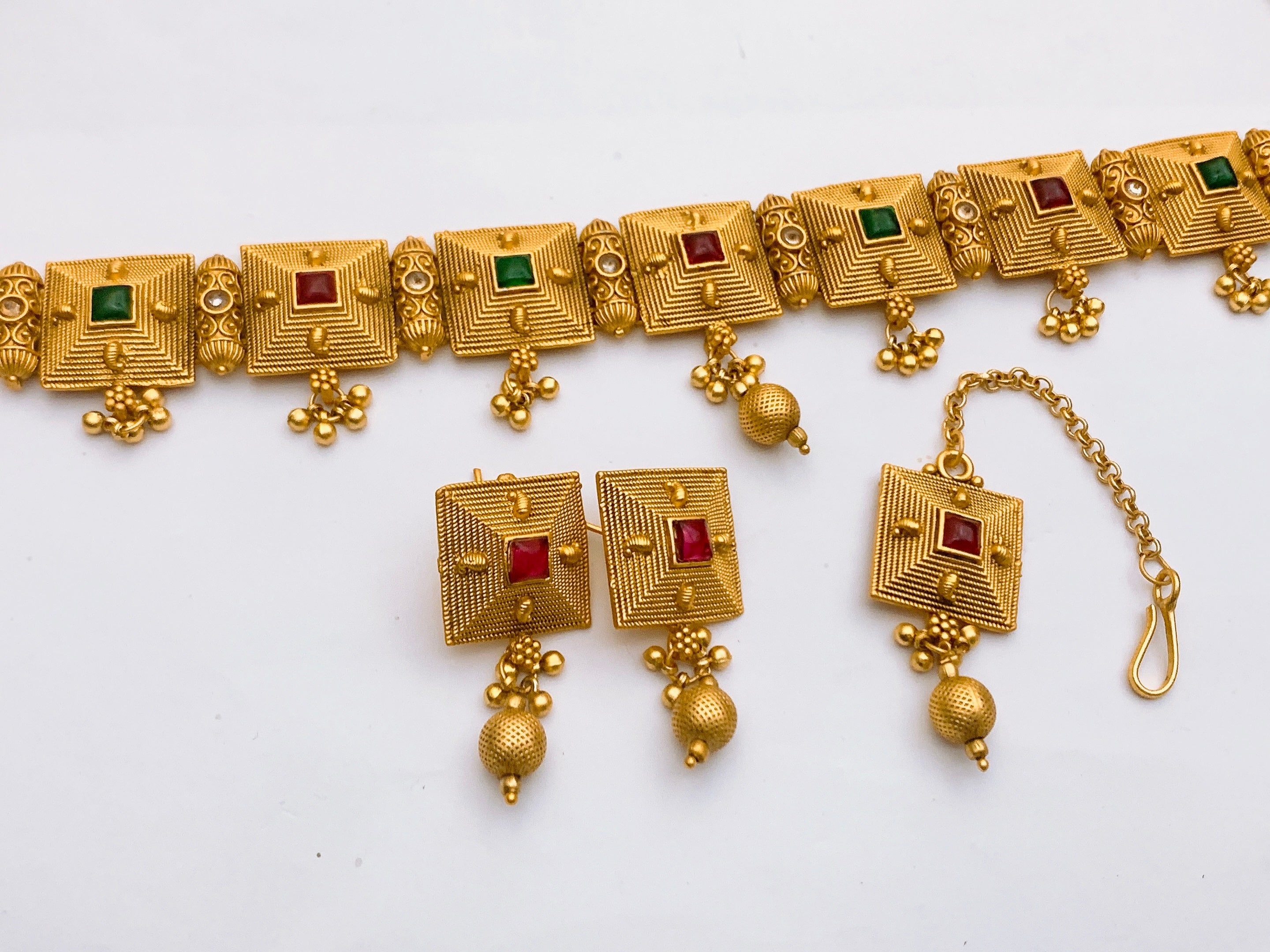 Rajwari choker set