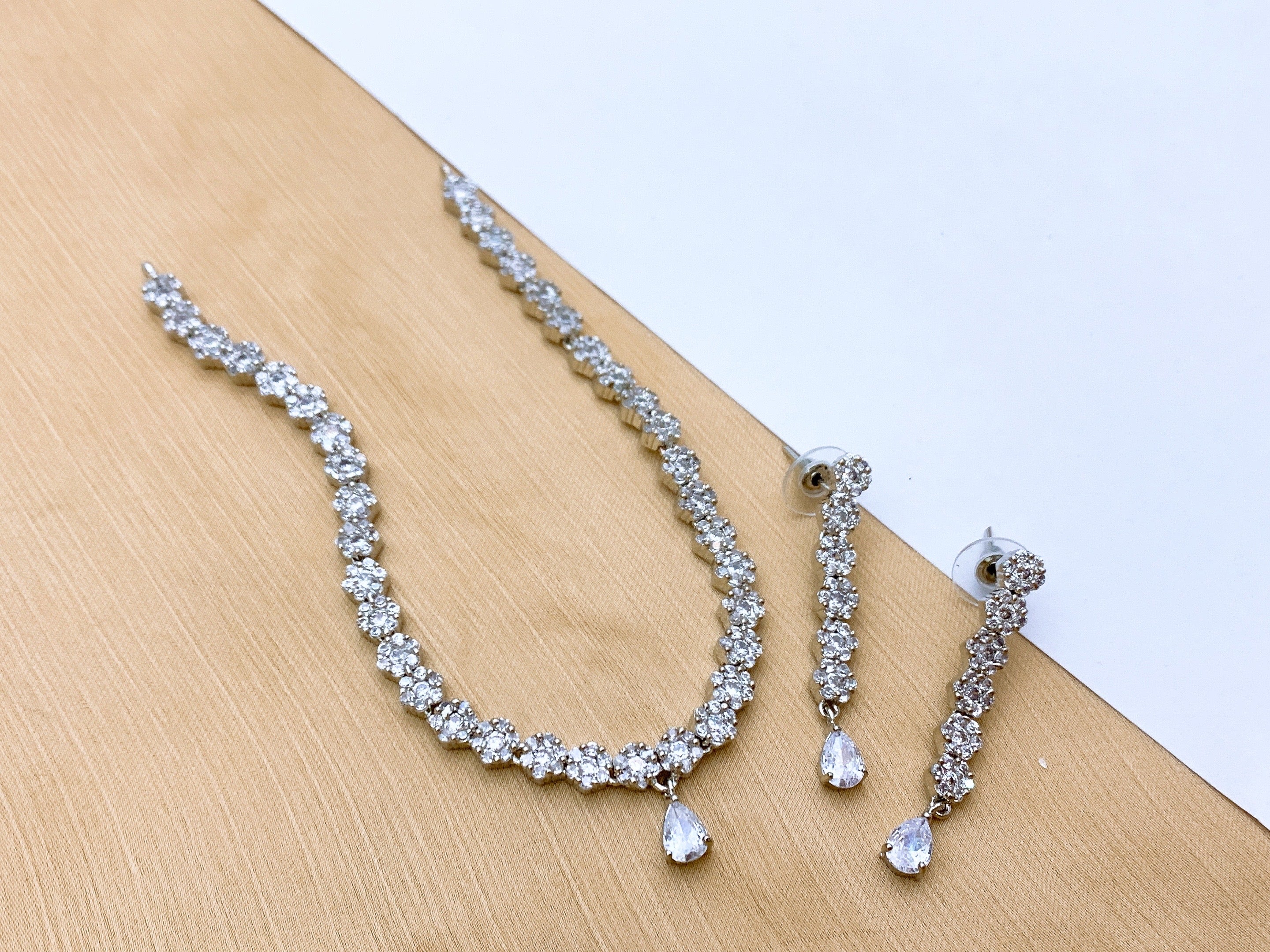 Necklace set