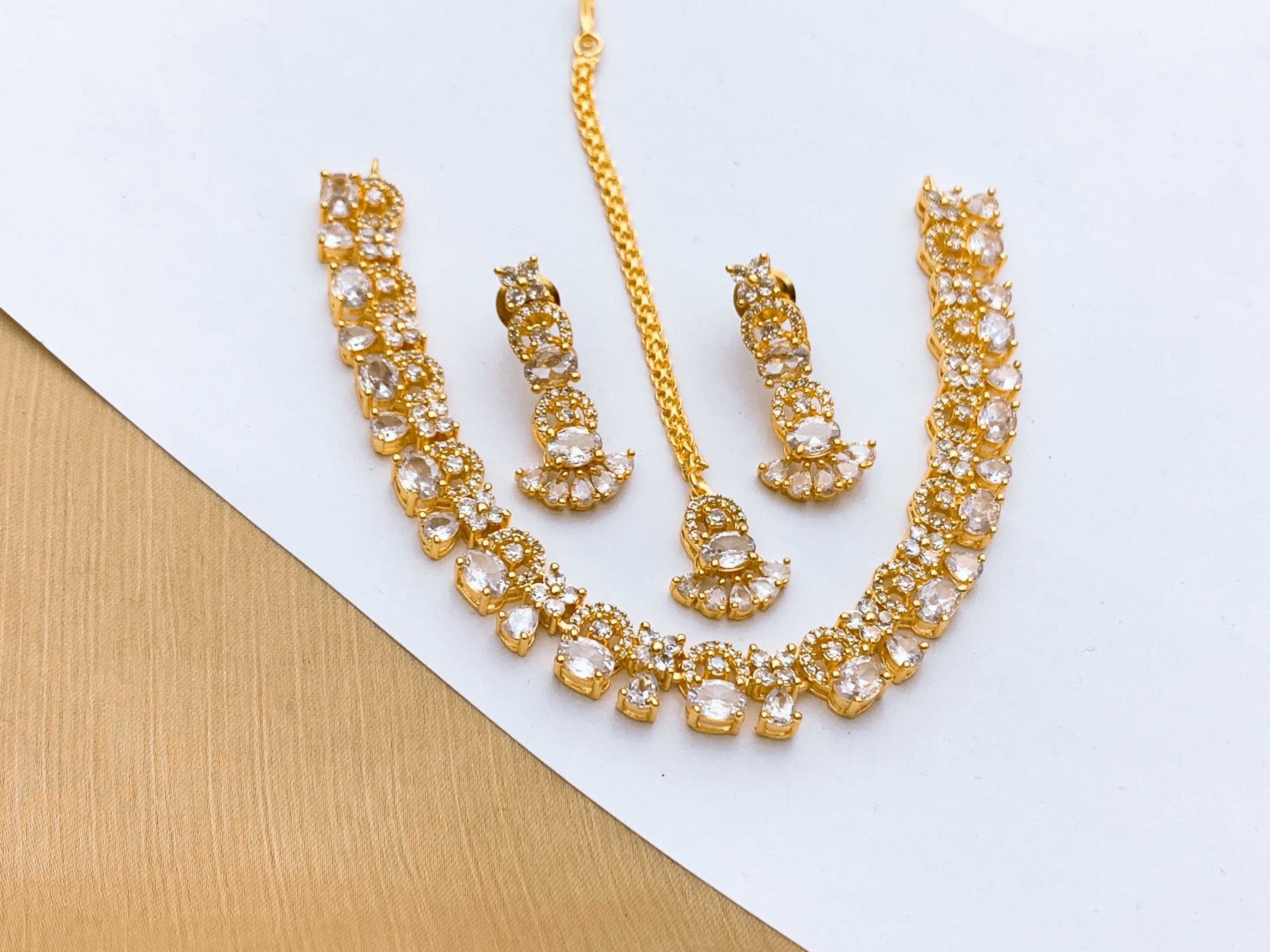 One carat necklace set