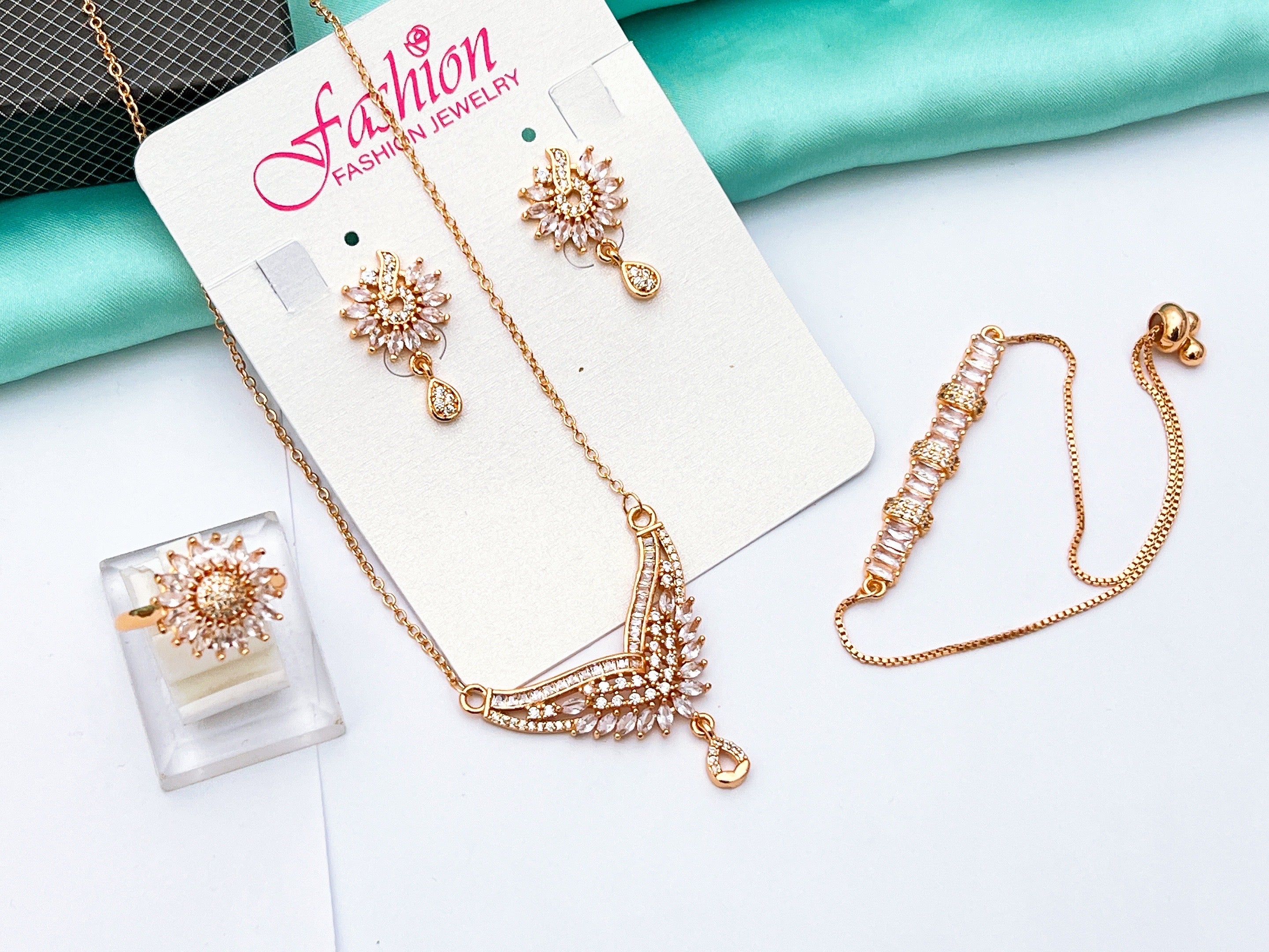 Locket set with Ring