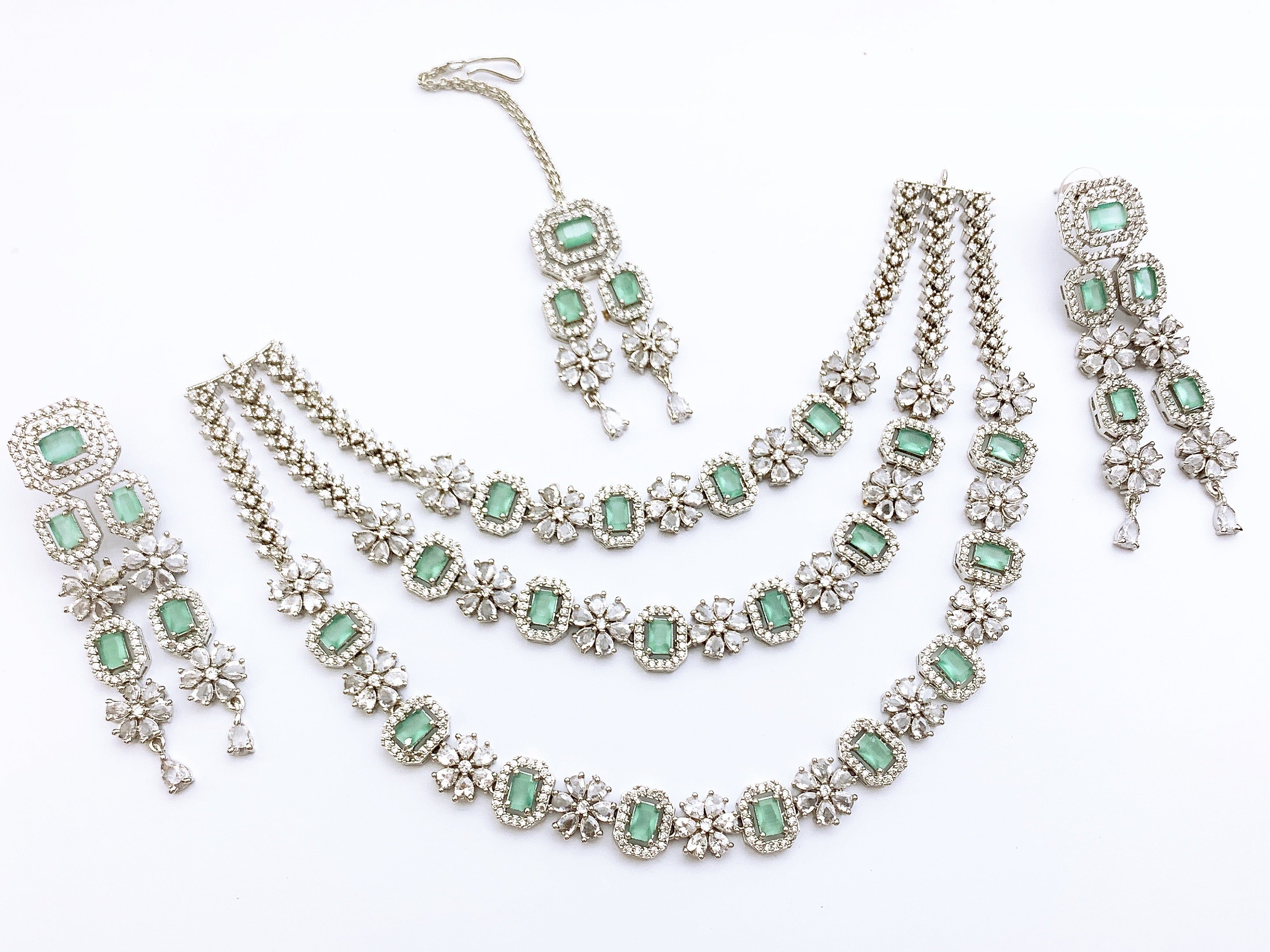 Necklace set