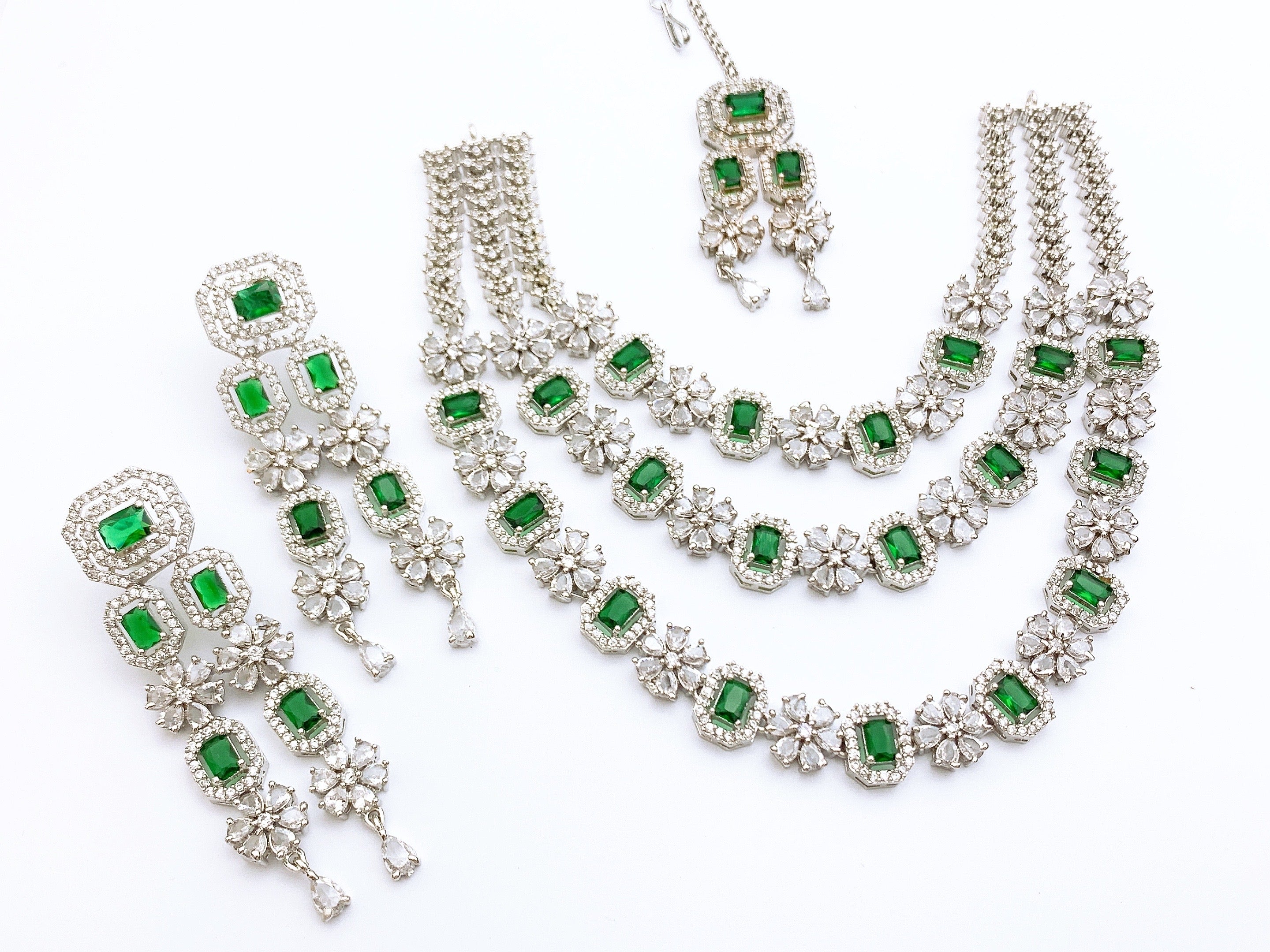 Necklace set