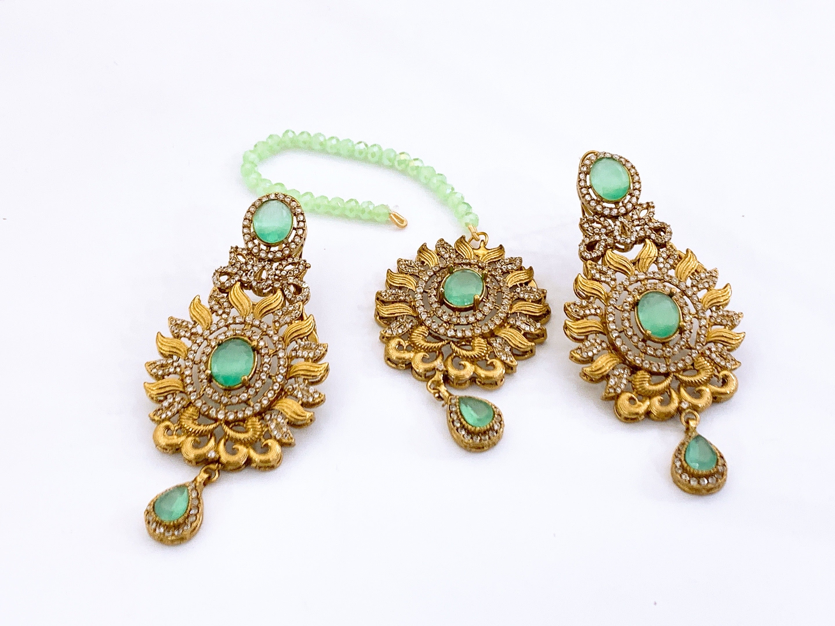 Earrings Bindiya