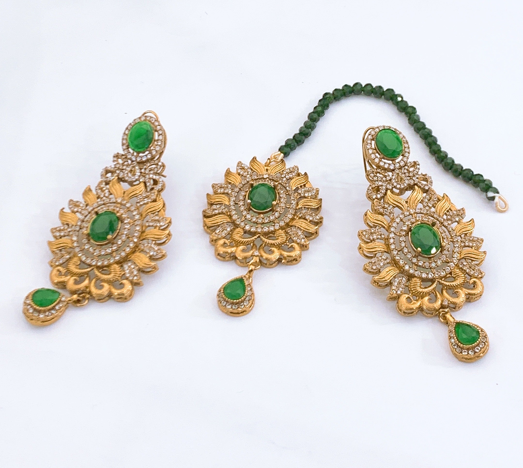 Earrings Bindiya