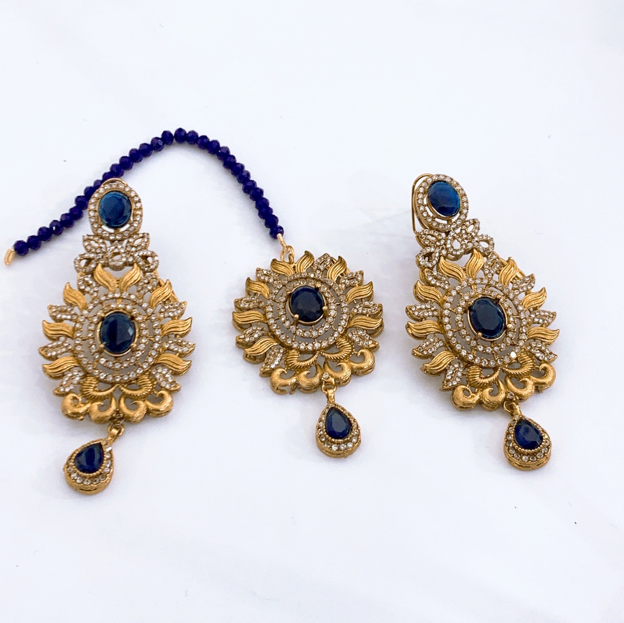 Earrings Bindiya