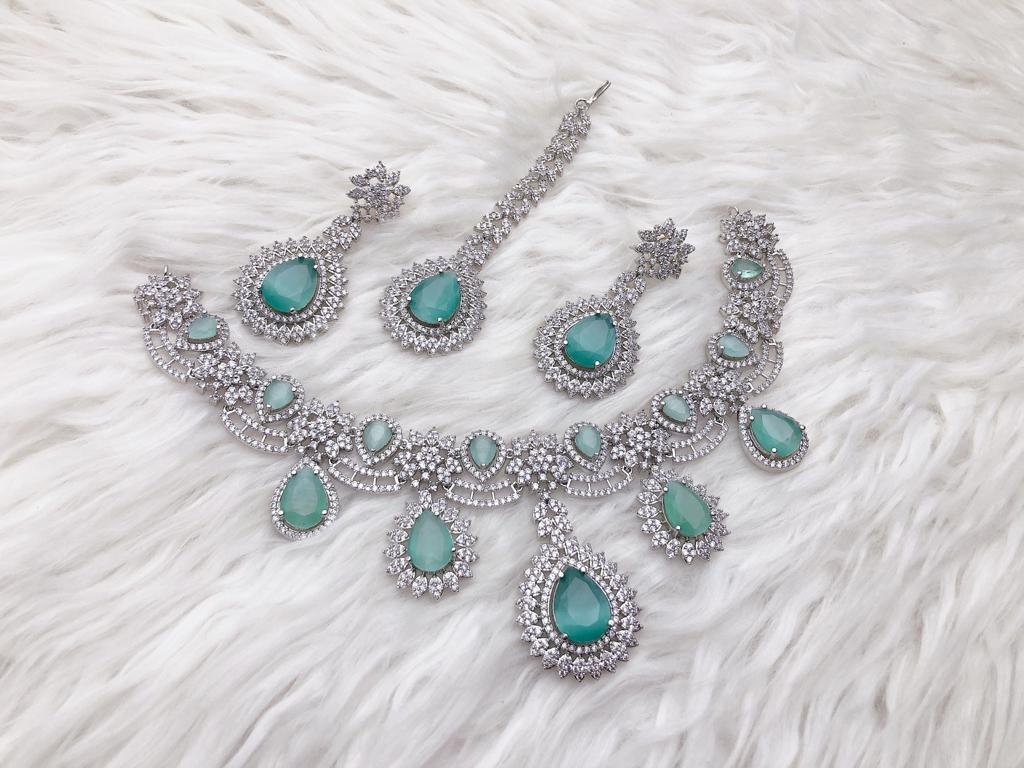 Necklace set