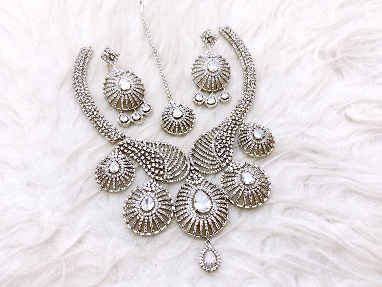 Necklace Set