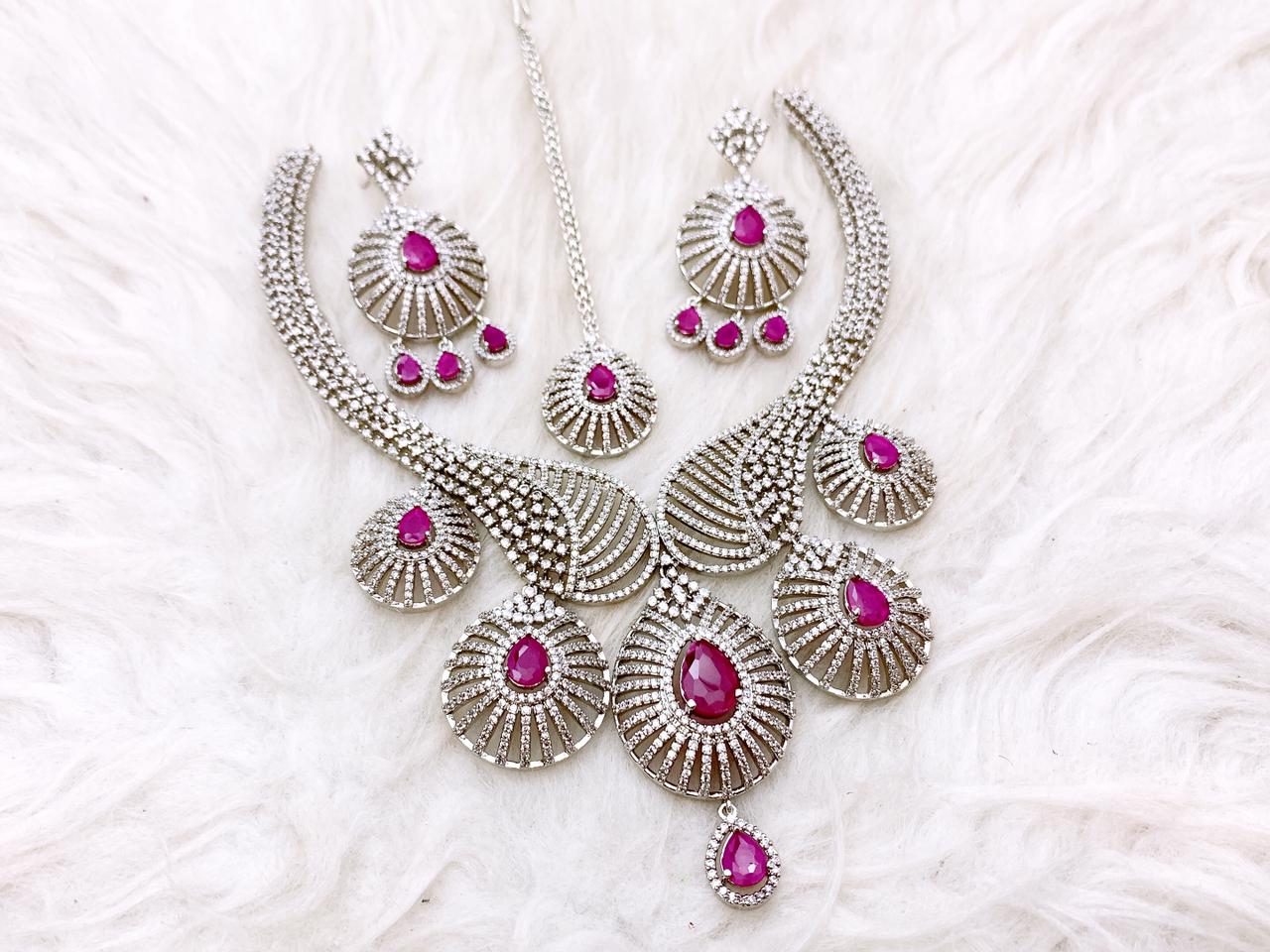 Necklace Set