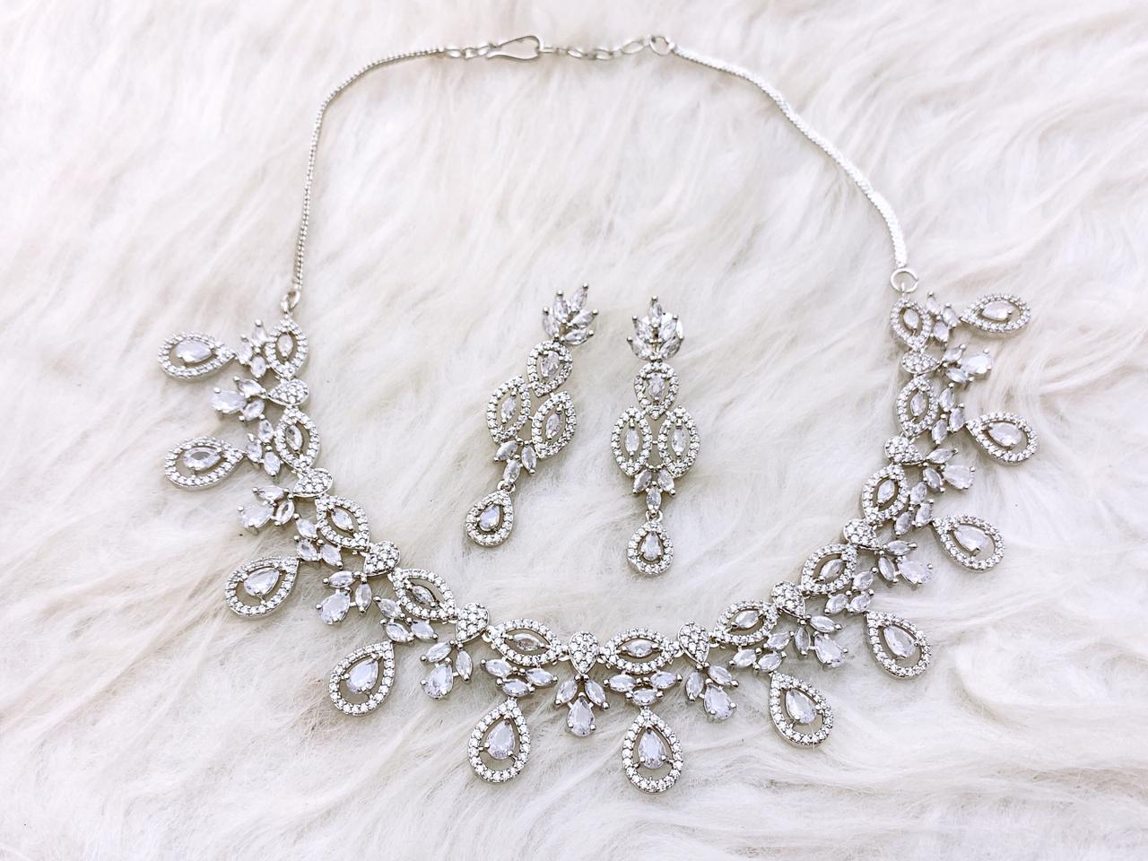 Necklace Set