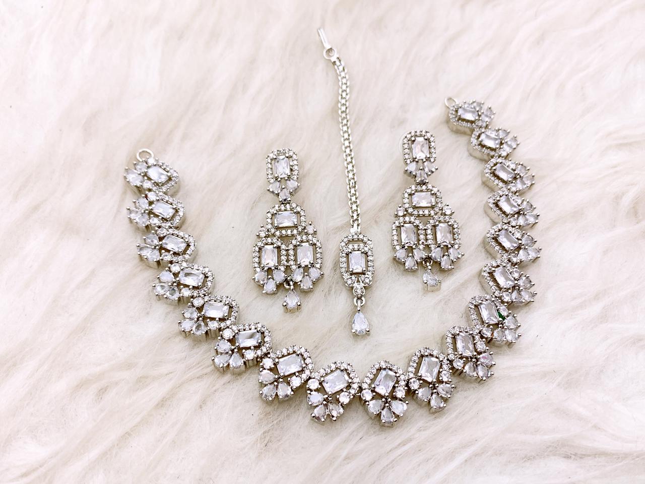 Necklace Set