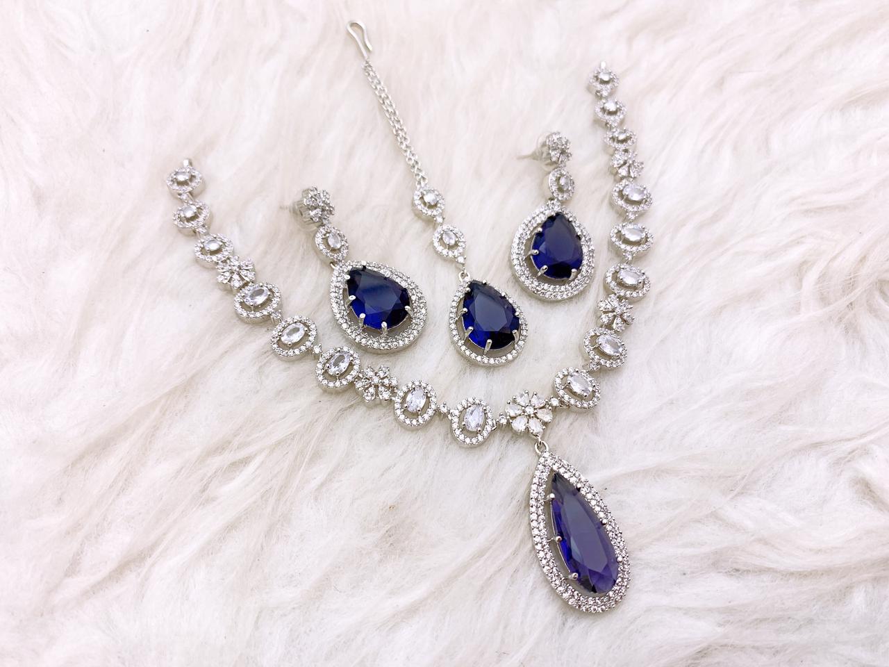 Necklace Set